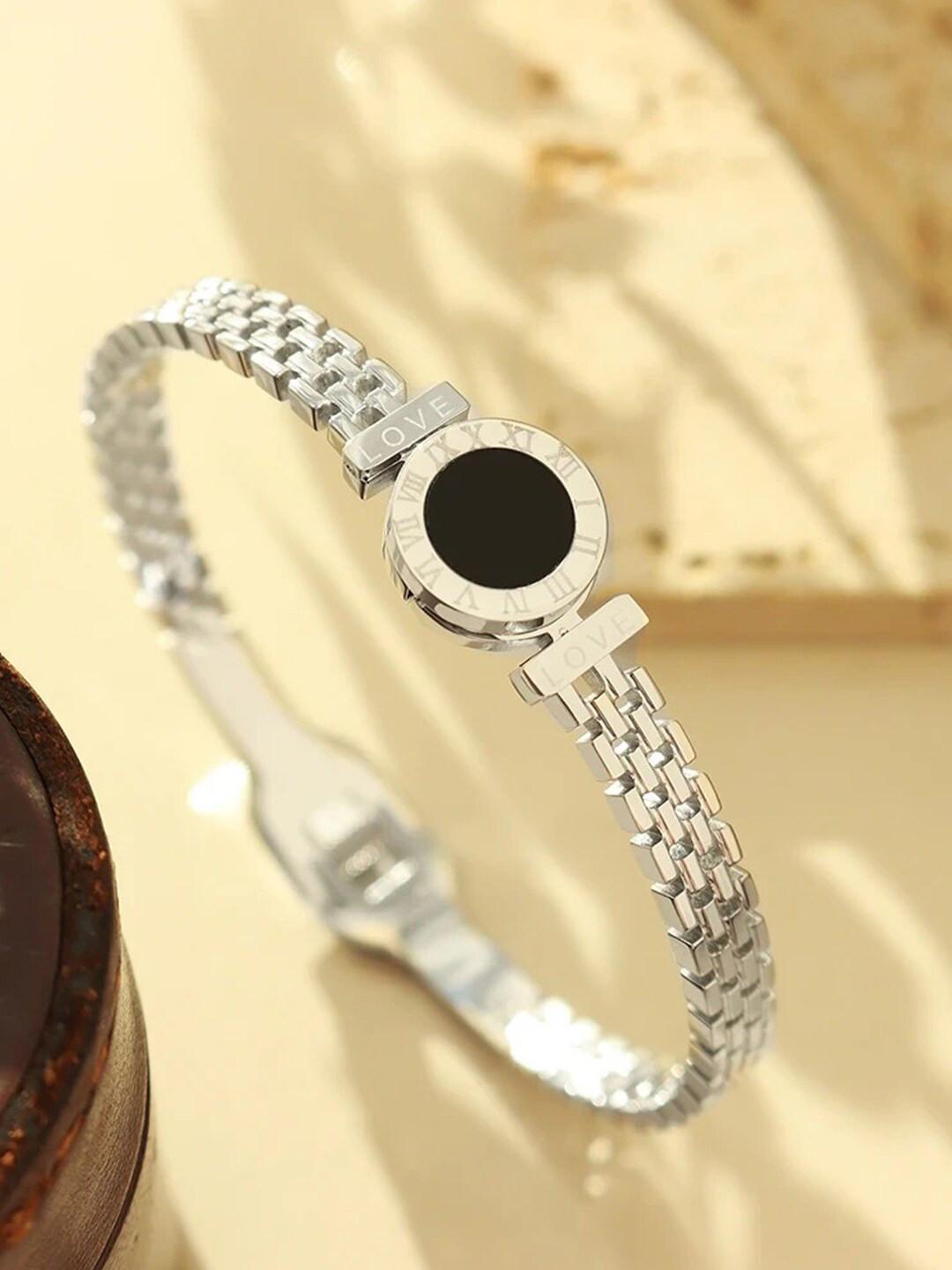 Jewels Galaxy Stainless Steel Silver Plated Zig Zag Style Contemporary Bracelet