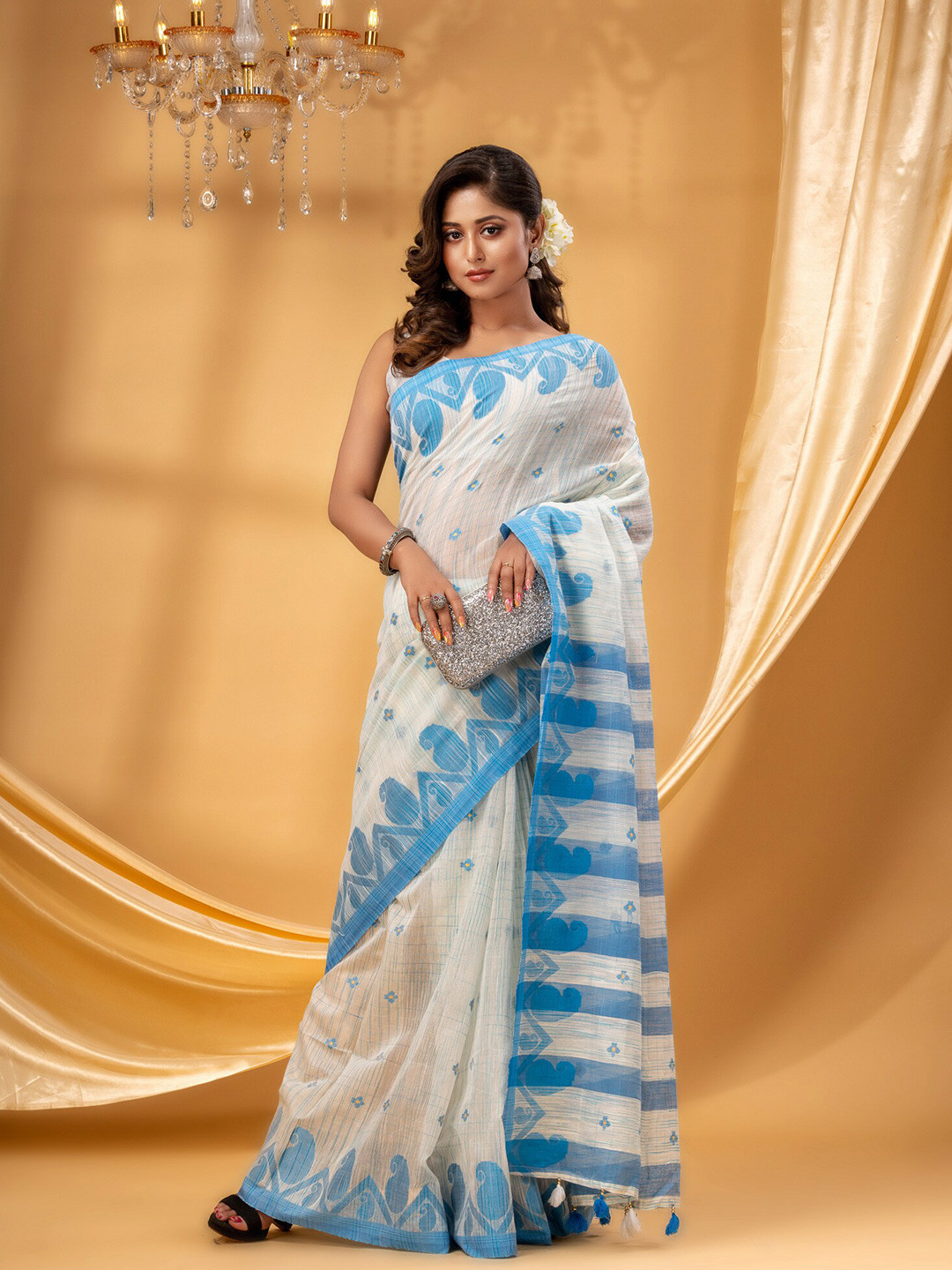 DESH BIDESH Paisley Woven Design Pure Cotton TaantSaree