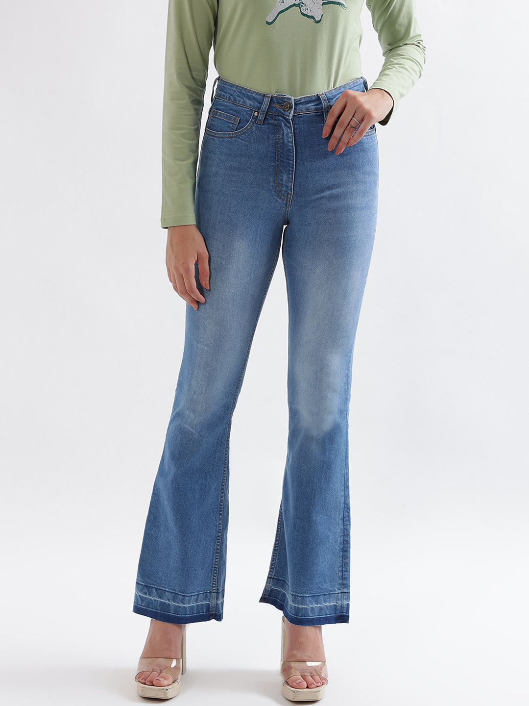 ELLE Women Blue Bootcut Light Fade Whiskers & Chevrons Clean Look Stretchable Jeans