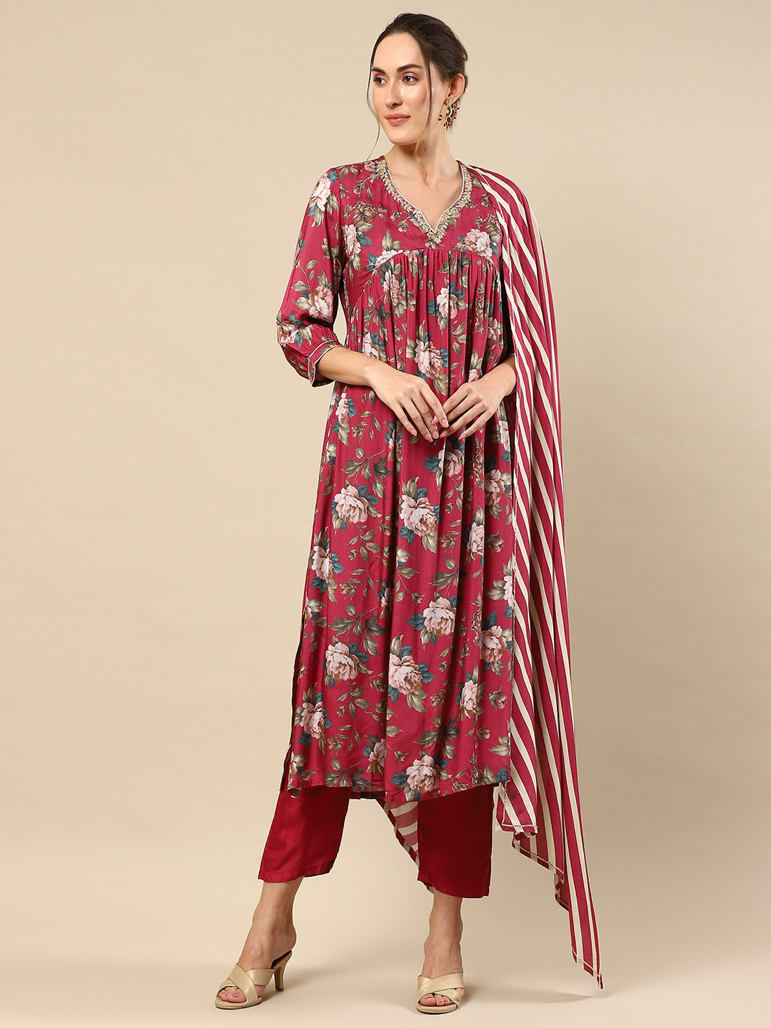 NH KAPDEWALA Floral Printed Thread Work Pure Cotton A-Line Kurta & Trousers With Dupatta