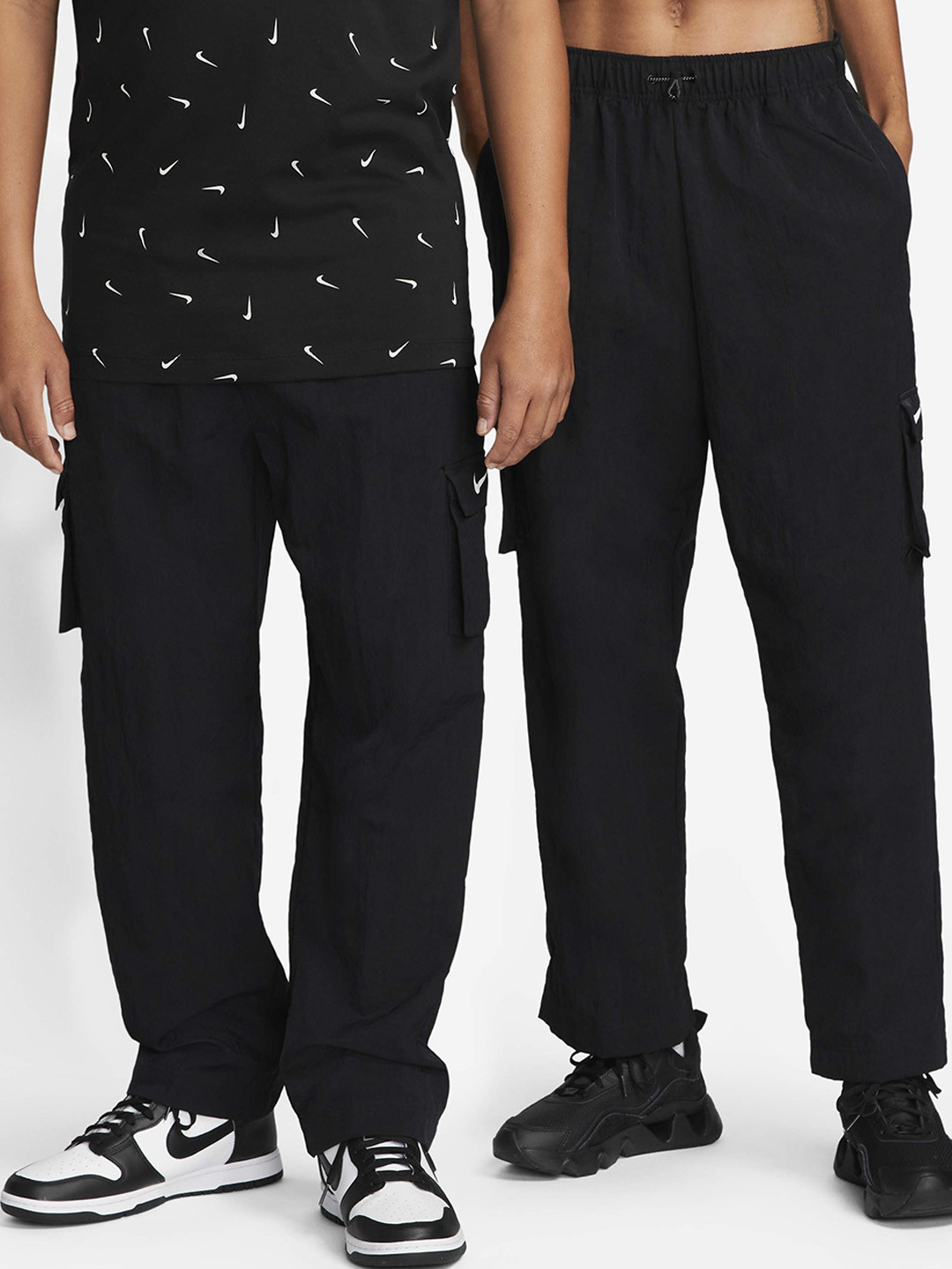 Nike Women Black Sportswear Essential Trackpants