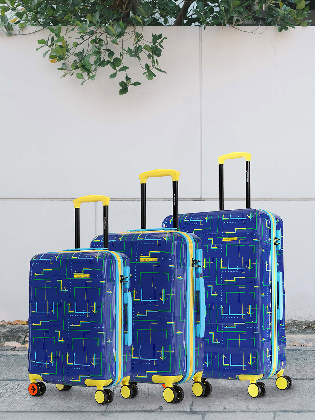 Buy Nasher Miles Denver Polycarbonate Navy Blue Trolley Bag Set