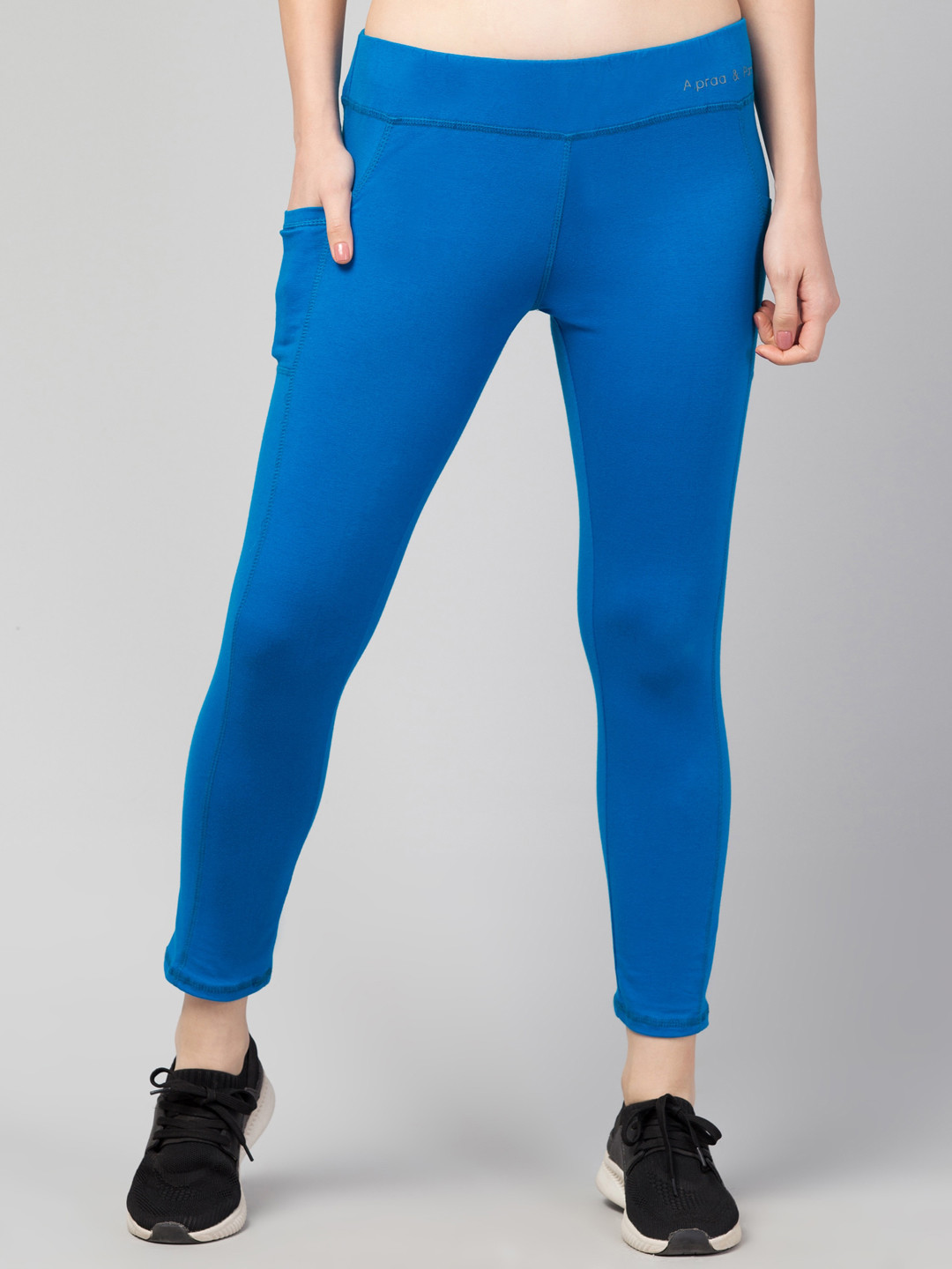 Apraa & Parma Women Mid-Rise Side Pocket Ankle Length Sports Tights