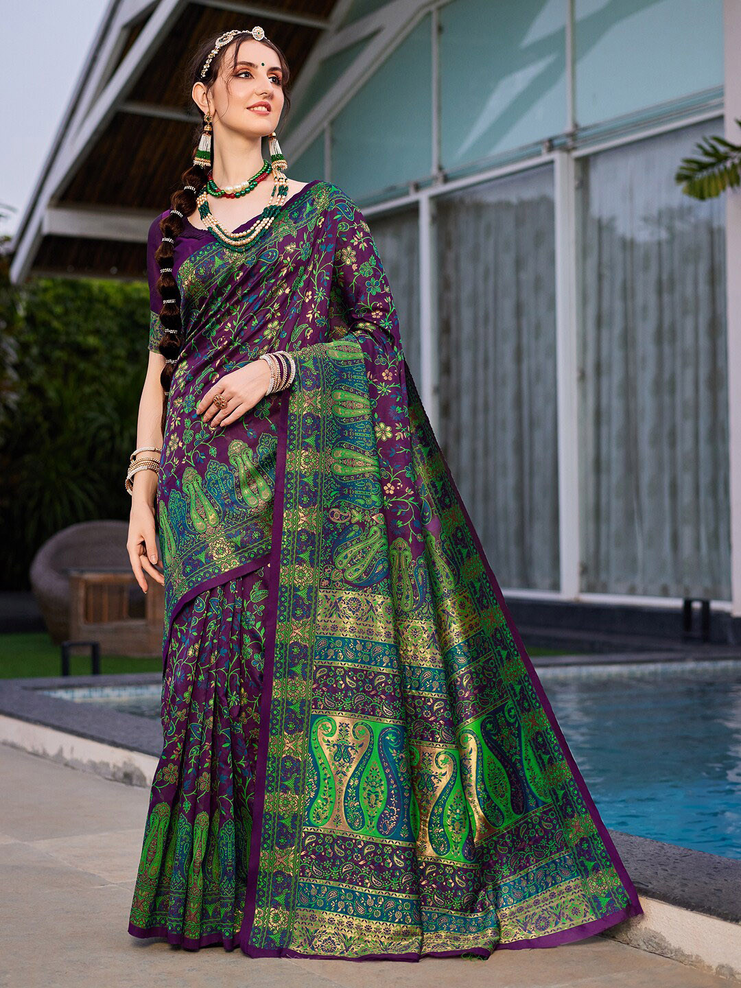 KALINI Woven Design Patola Saree