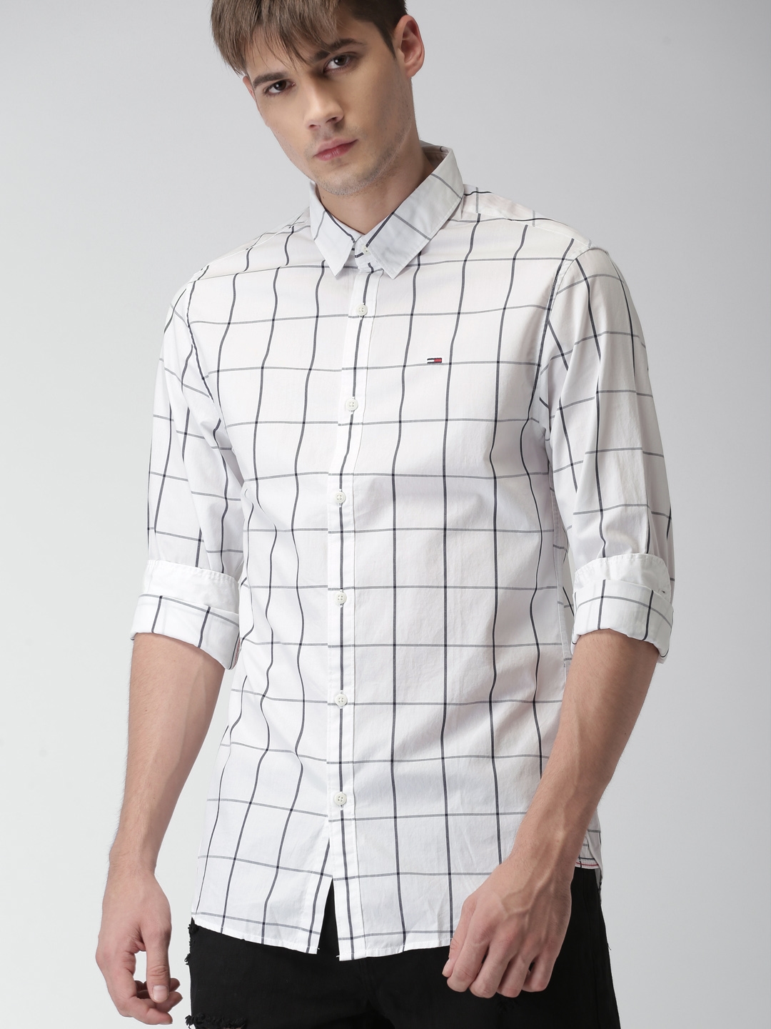 Tommy Hilfiger Men White & Black Slim Fit Checked Casual Shirt - Shirts for Men 2510893 | Myntra