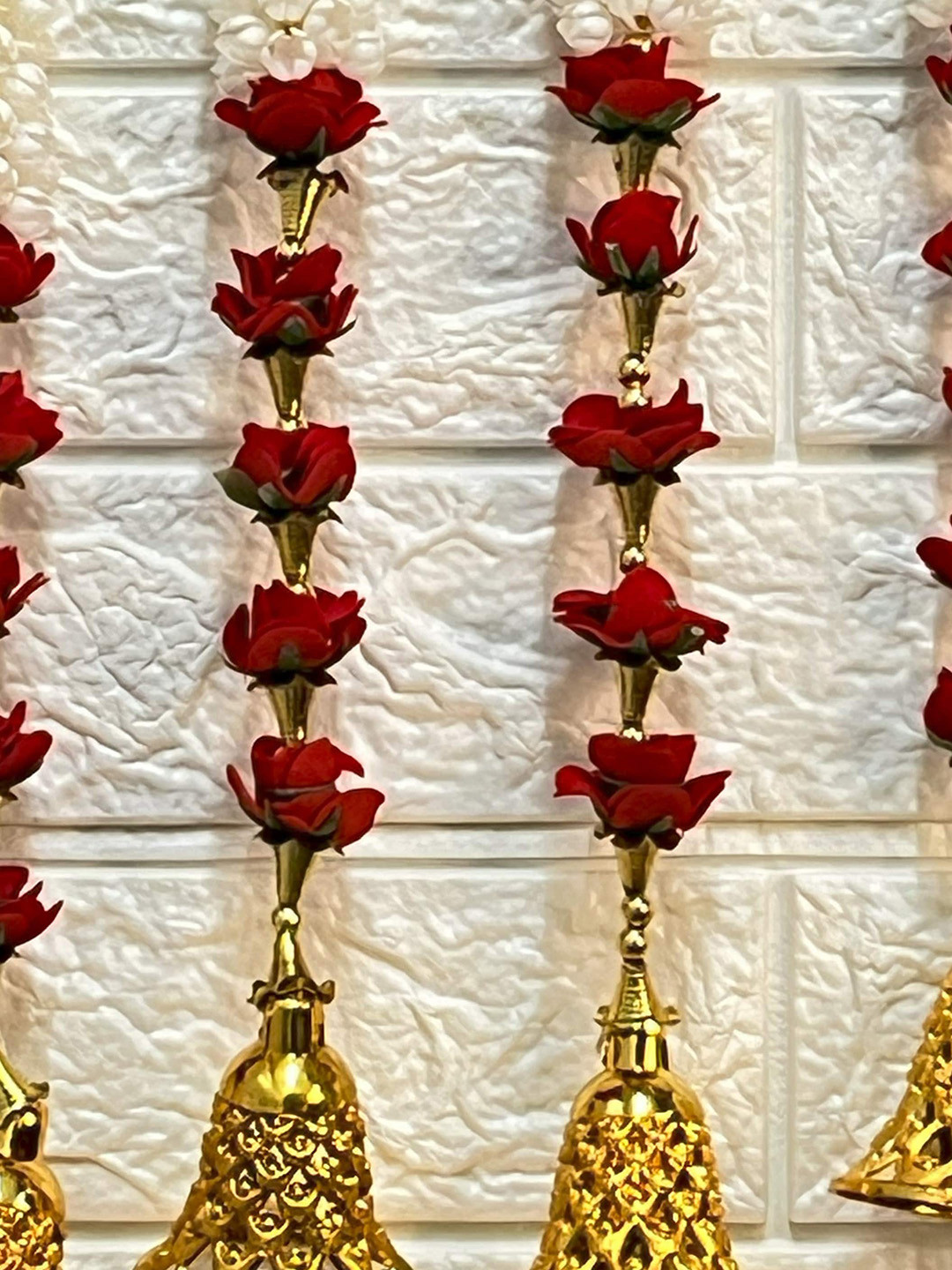 Akaar White 6 Pieces Mogra Wall Hangings