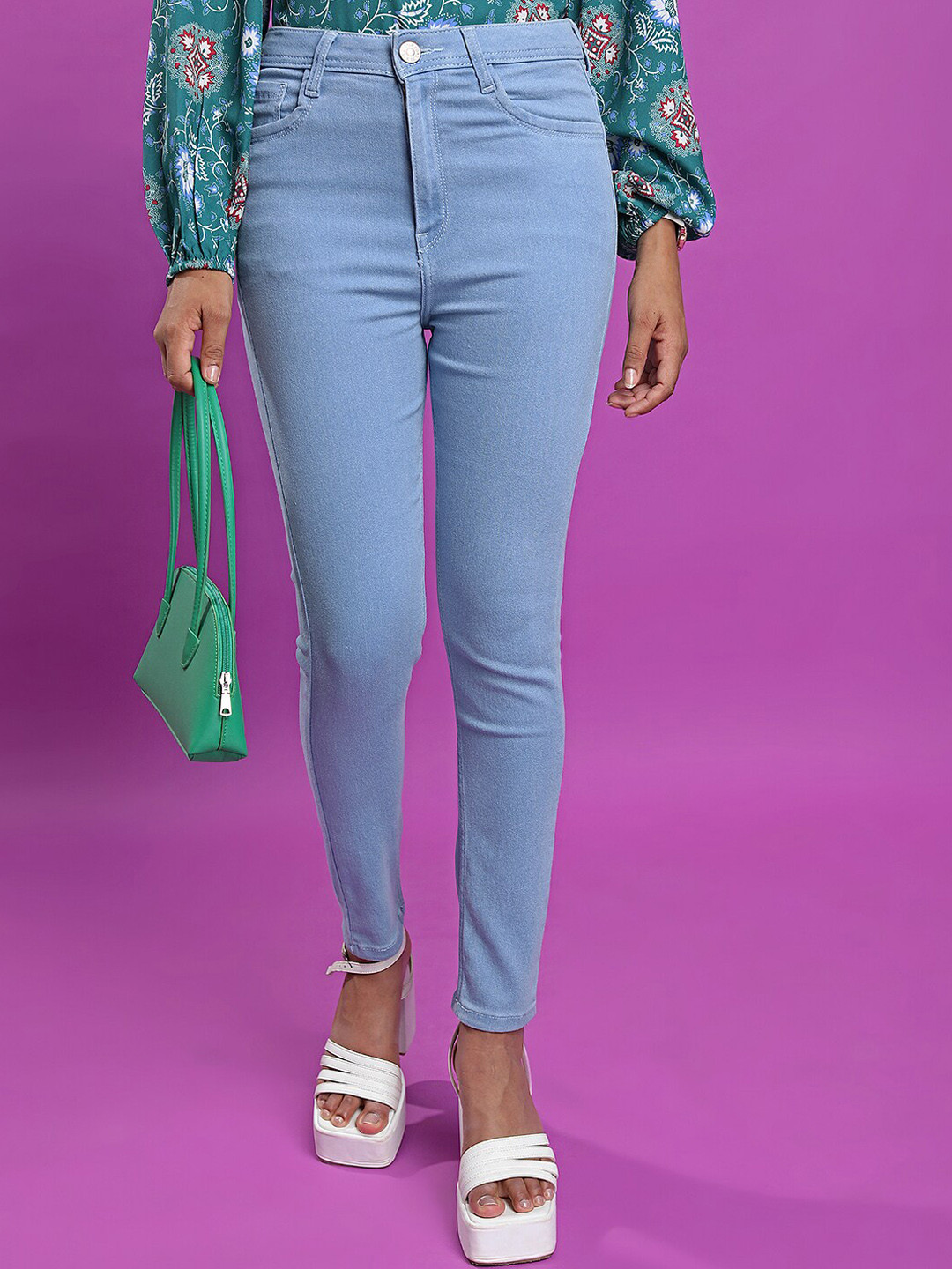 Basics By Tokyo Talkies Women Blue Skinny Fit Light Fade Stretchable Jeans