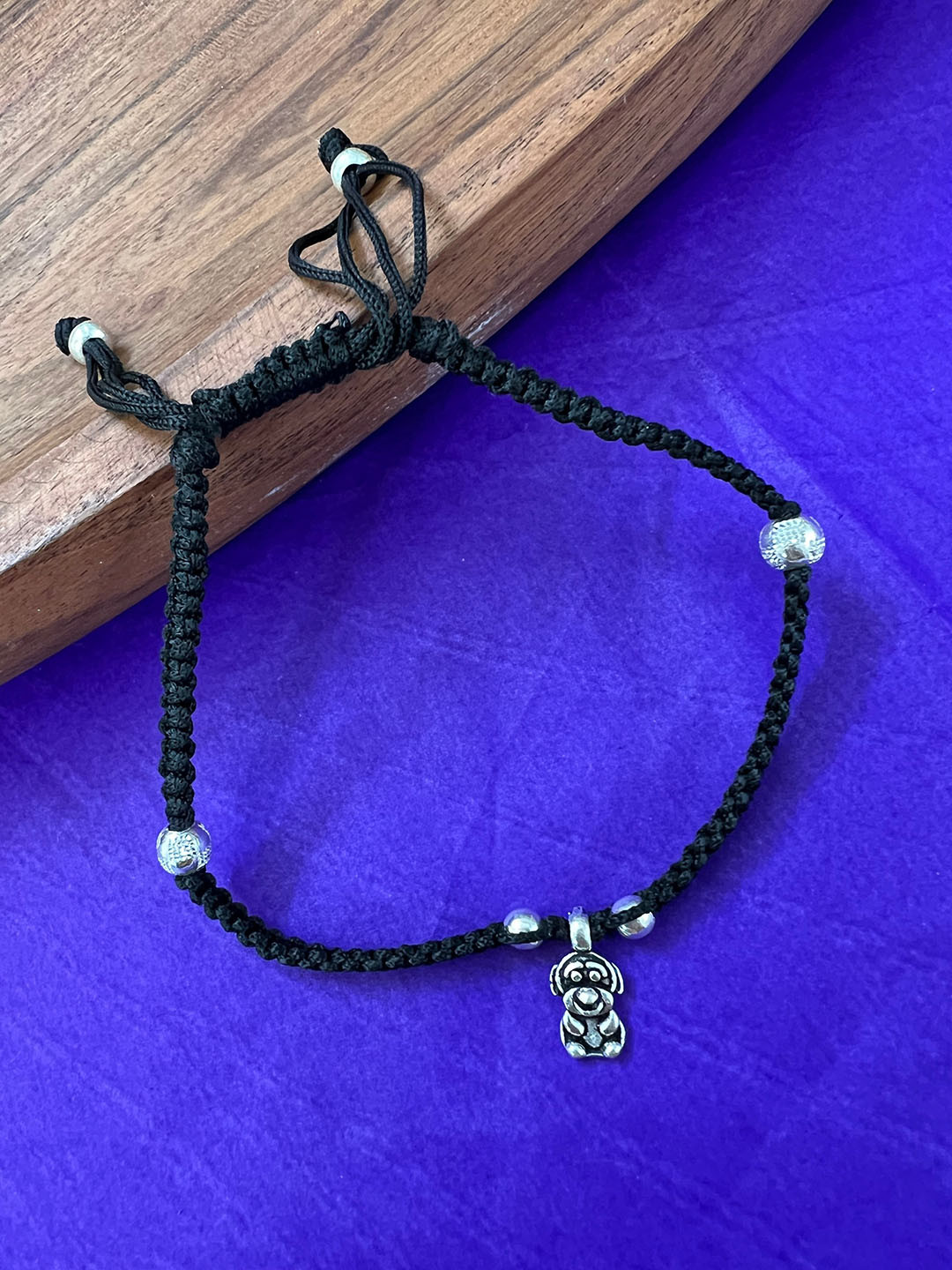 Arte Jewels Oxidized 925 Sterling Silver Dog Shaped Charm Thread Anklet