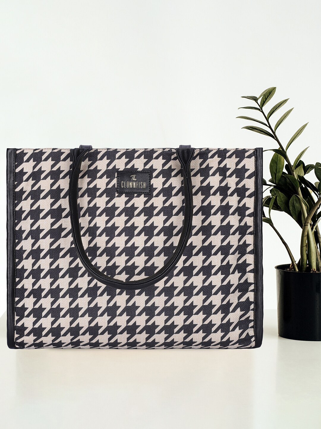 THE CLOWNFISH Opulence Geometric Printed Structured Tote Bag
