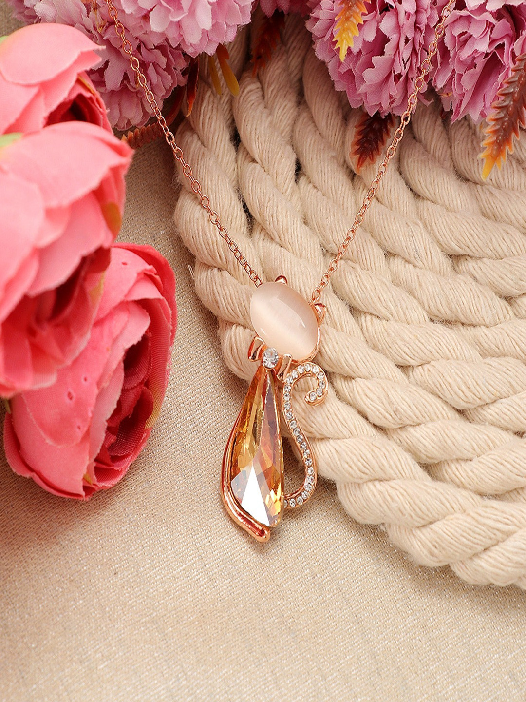 UNIVERSITY TRENDZ Gold-Plated Cat Style Crystal Gold Studded Pendant Necklace