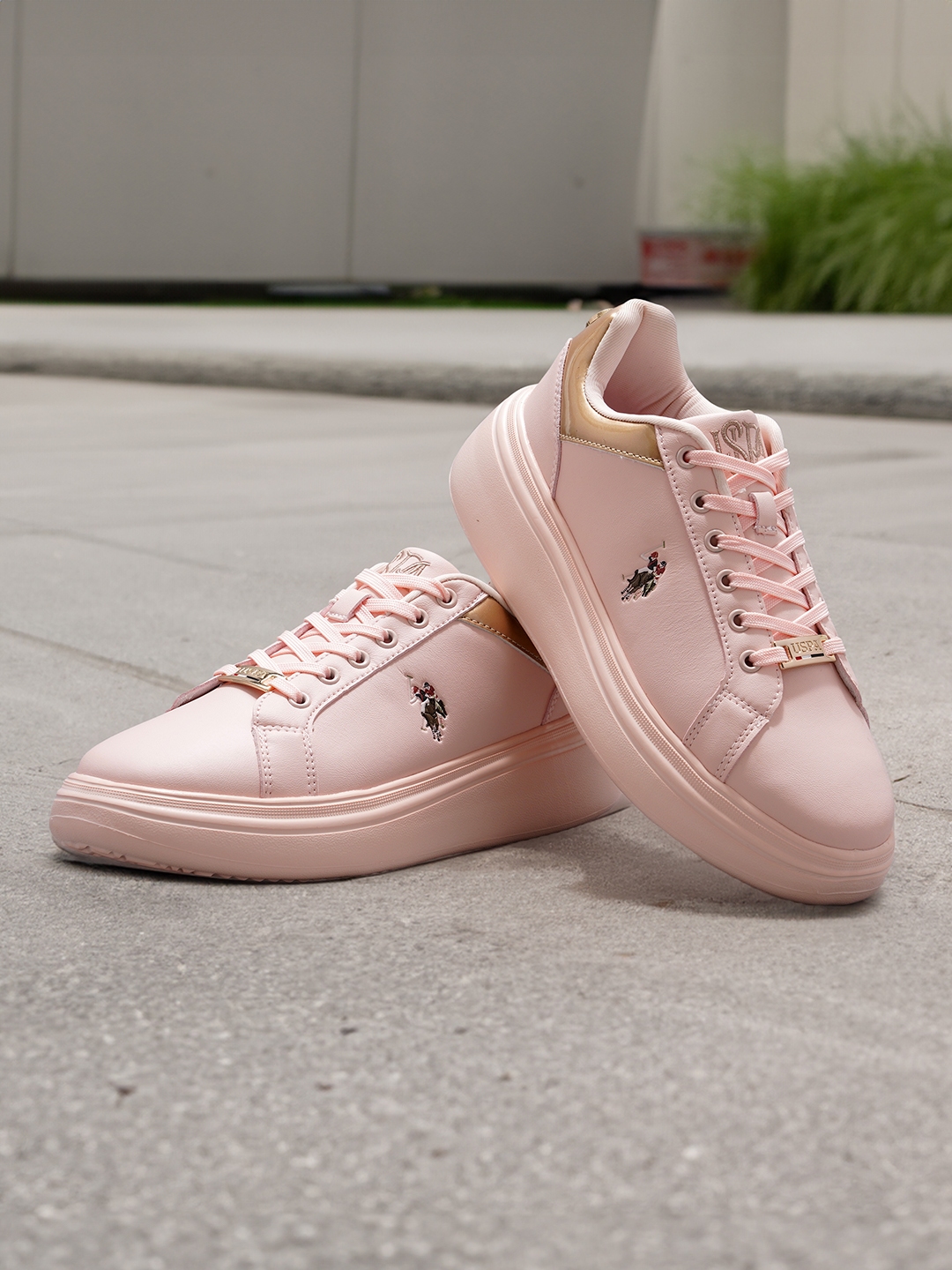 Us polo store assn pink shoes