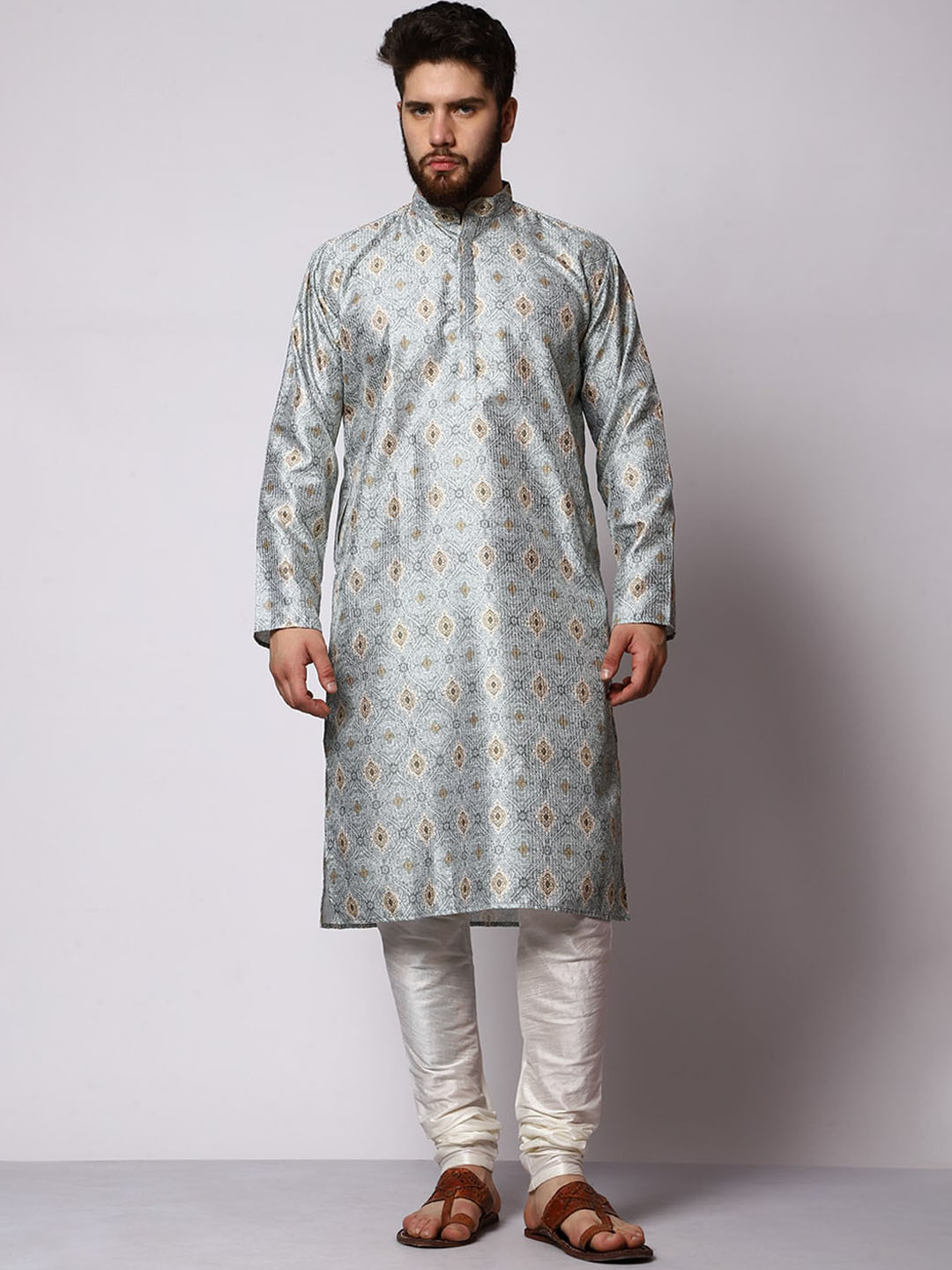 MAG Men Green Floral Embroidered Regular Sequinned Kurta with Churidar