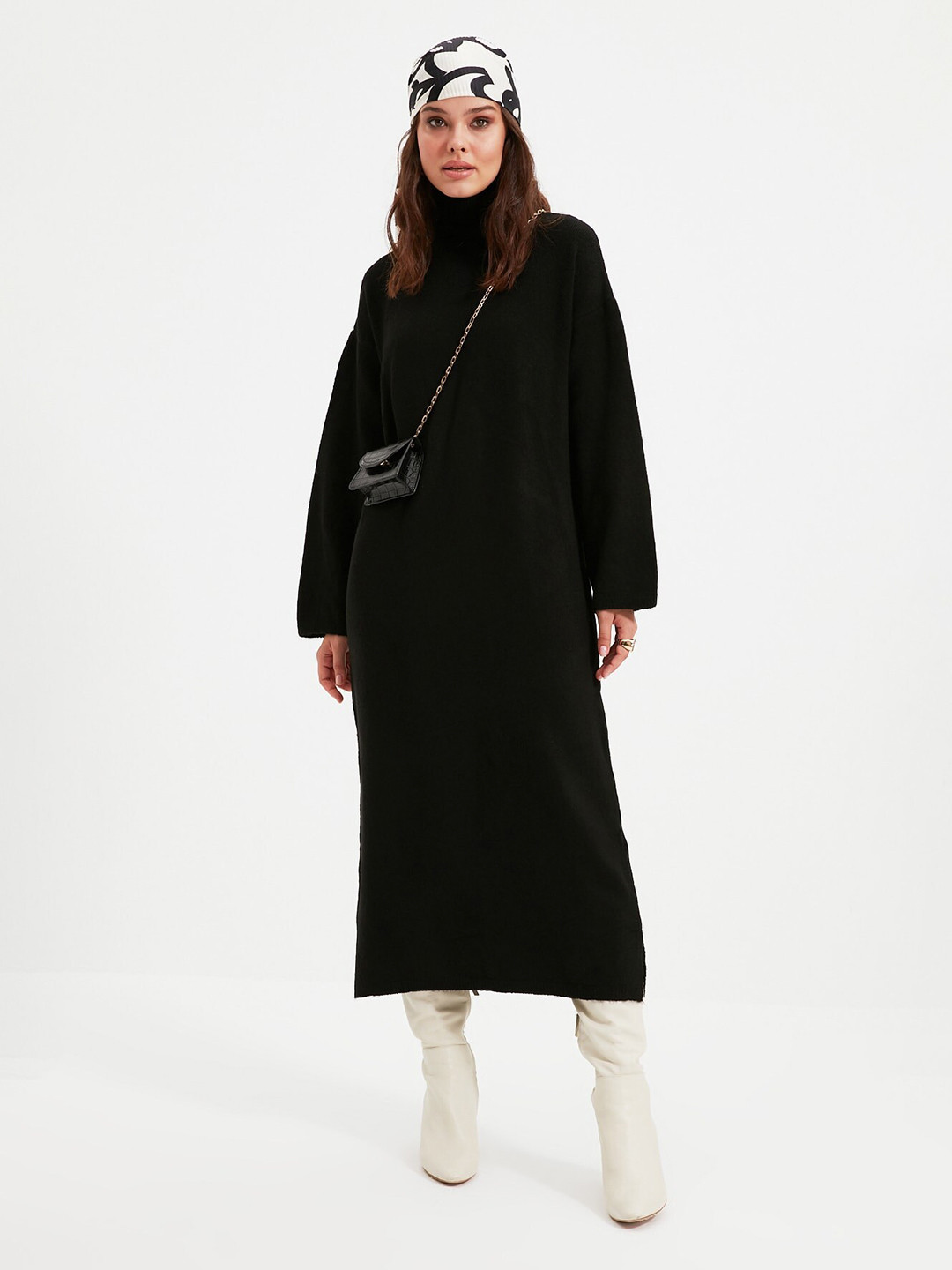 Trendyol Self Design High Neck Drop Shoulder Sleeves Casual Maxi Dress