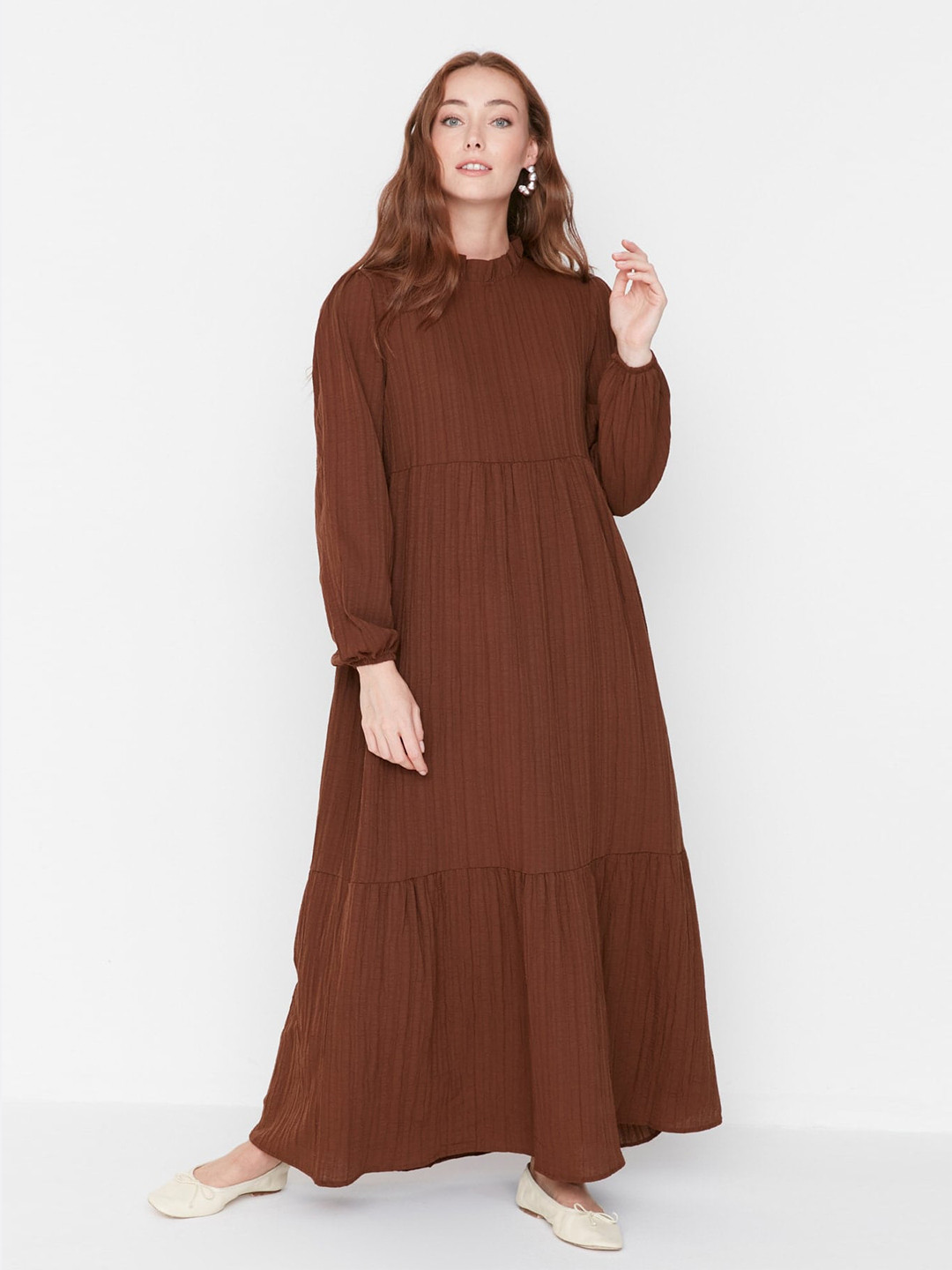 Trendyol Self Design High Neck Maxi Dress