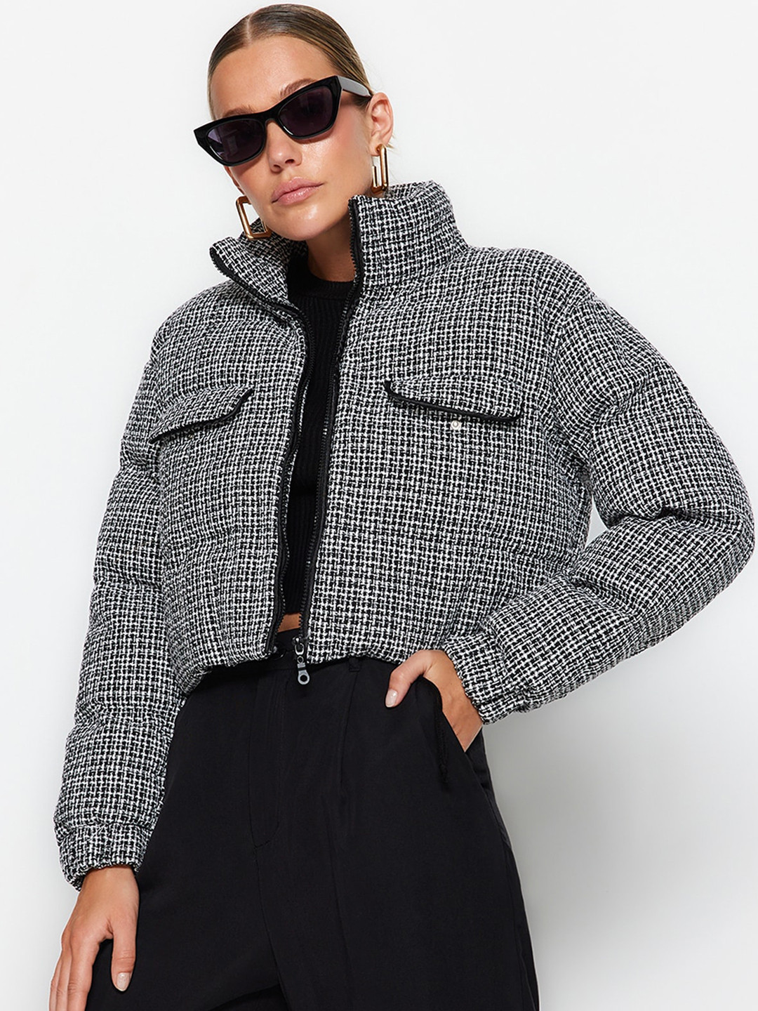 Trendyol Checked Mock Collar Open Front Crop Jacket