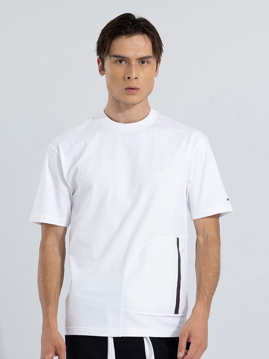 Snitch White Round Neck Pocket Relaxed Fit Cotton Casual T-shirt