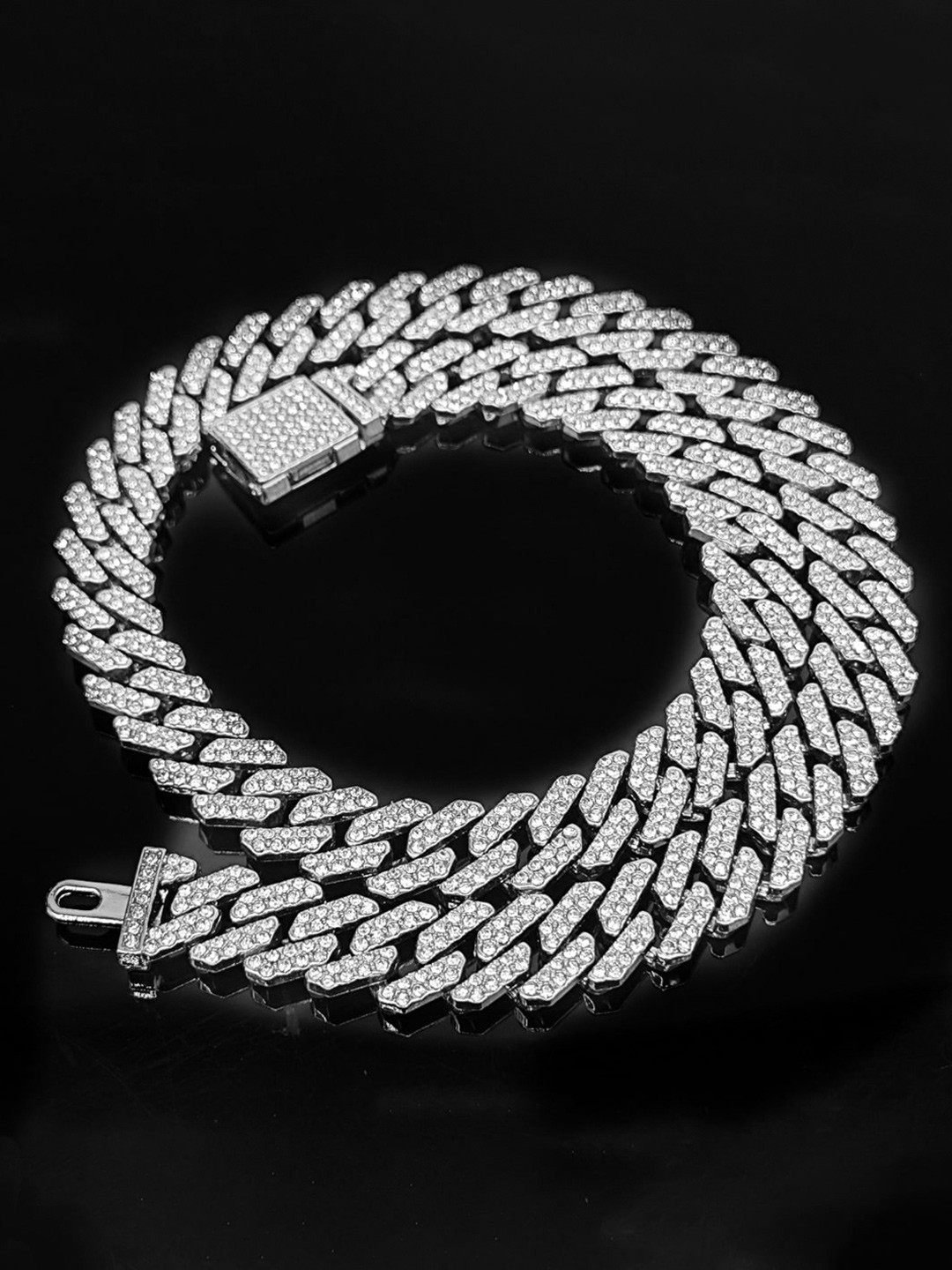 Designs & You Men Silver-Plated American Diamond-Studded Necklace