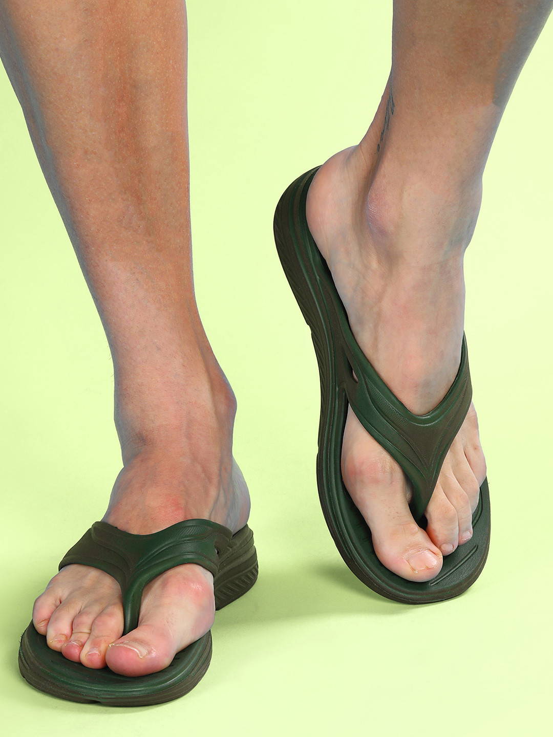 Paragon Men Rubber Thong Flip-Flops