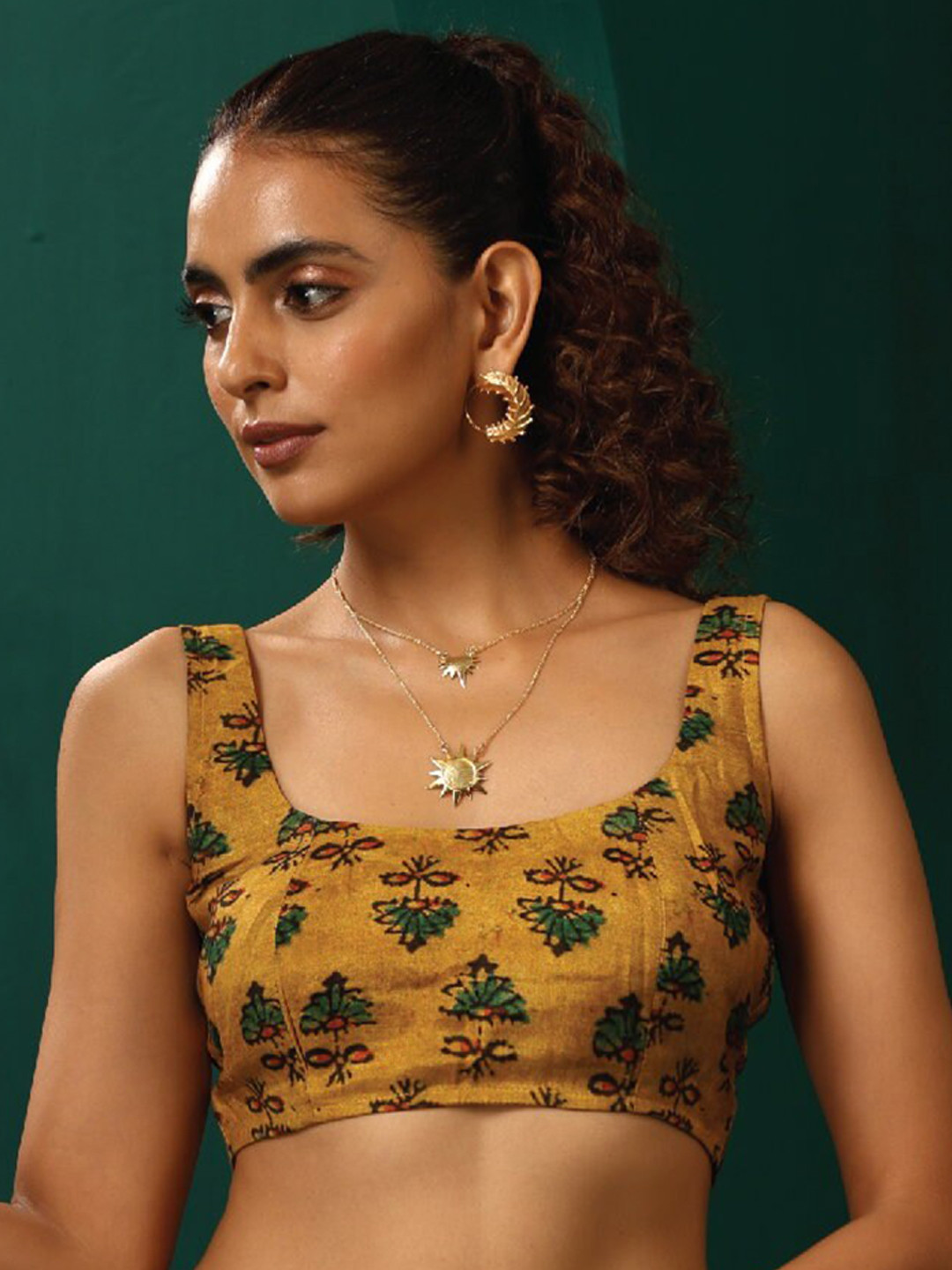 trueBrowns Mustard Floral Printed Muslin Silk Sleeveless Saree Blouse