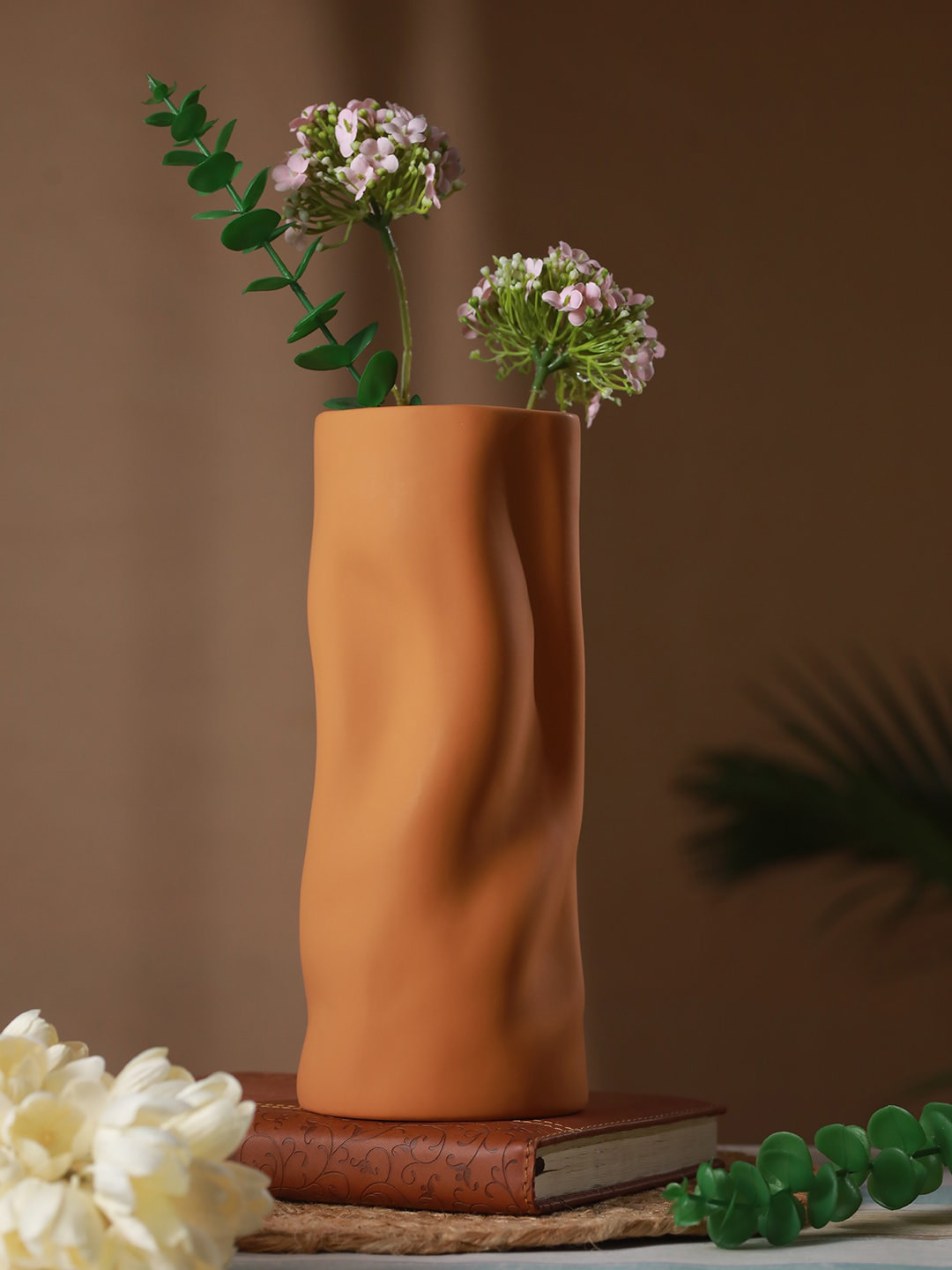 TIED RIBBONS Red Ceramic Floral Vase Pot