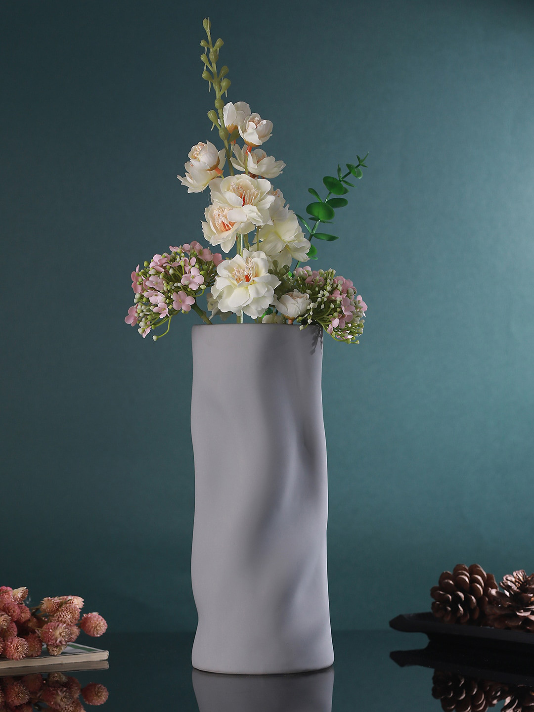 TIED RIBBONS Grey Ceramic Vases