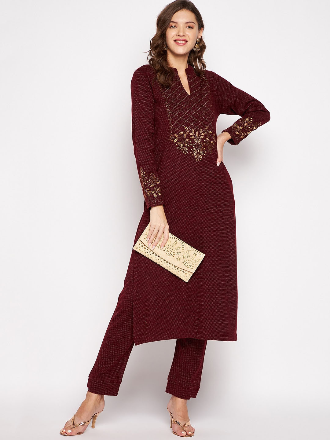 Zigo Winter Wear Floral Yoke Design Regular Thread Work Kurta With Trousers