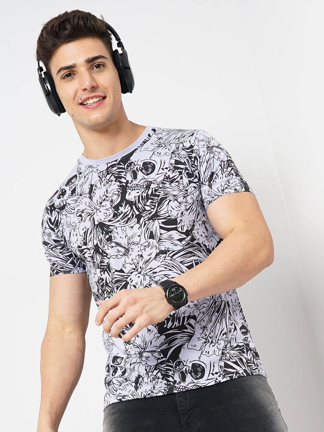 The Indian Garage Co Typography Printed Round Neck T-shirt