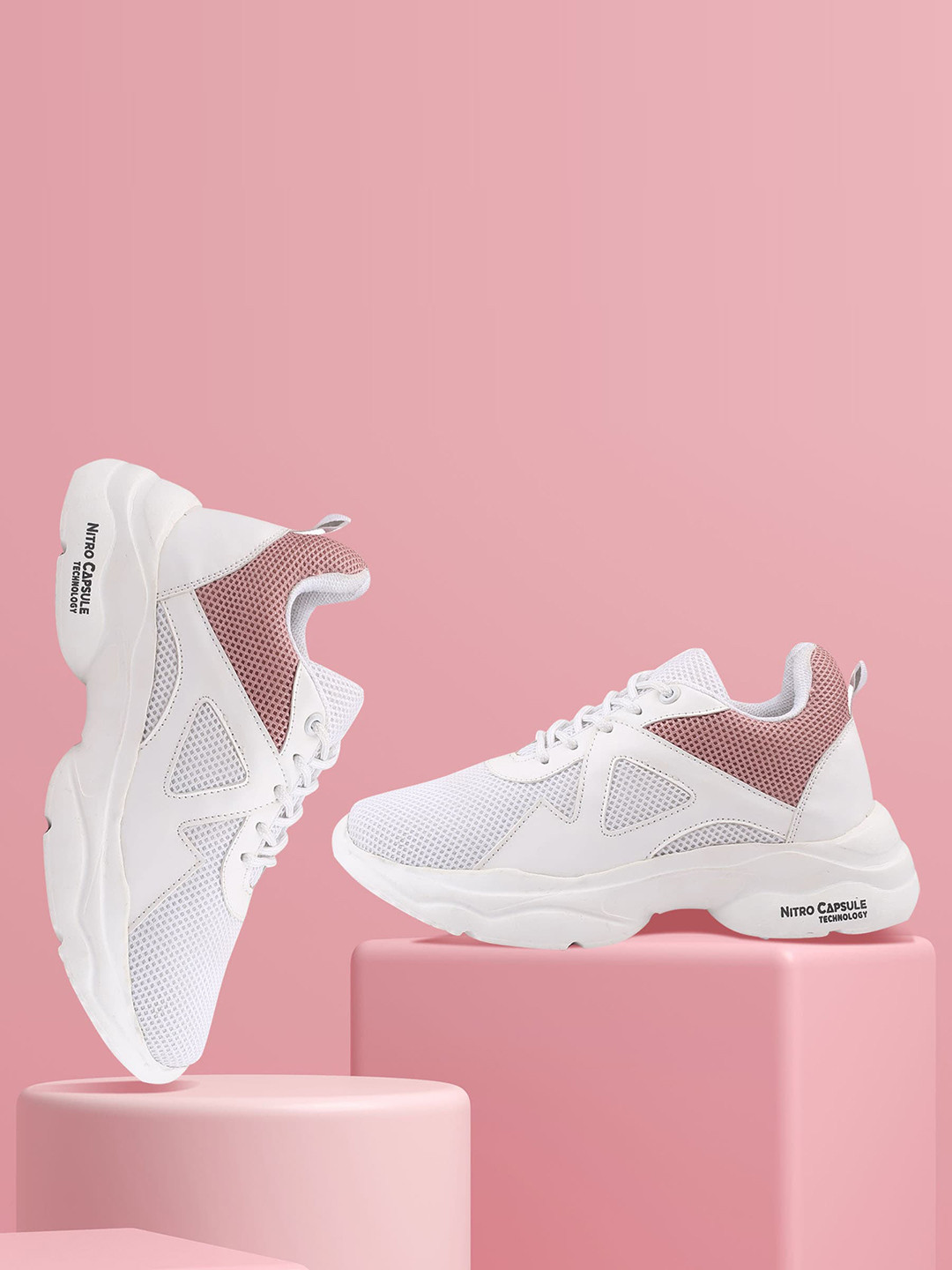 The Roadster Lifestyle Co. Women Textured Trendsetter Lightweight Sneakers