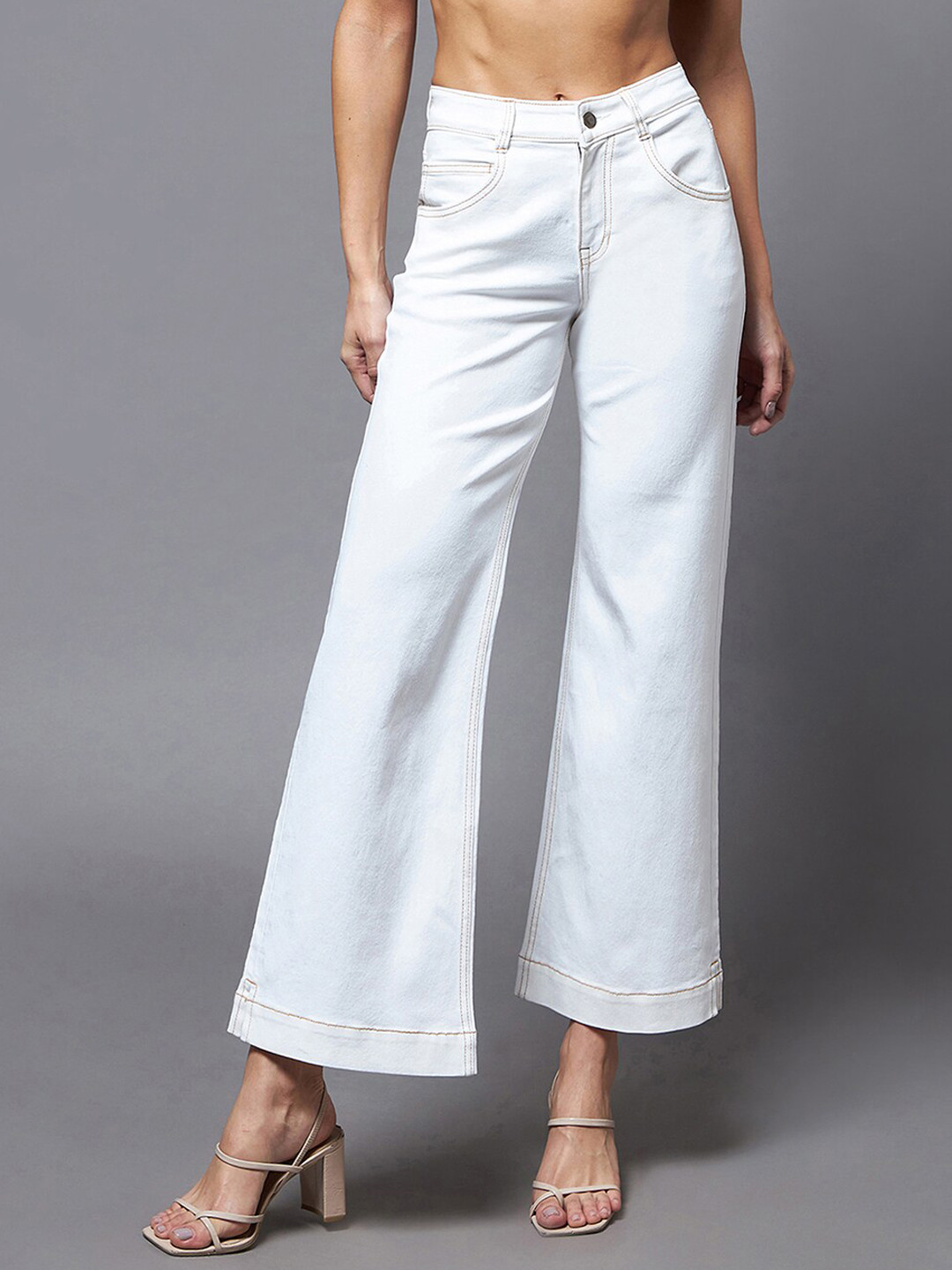 DressBerry Women White Flared Slash Knee Stretchable Jeans