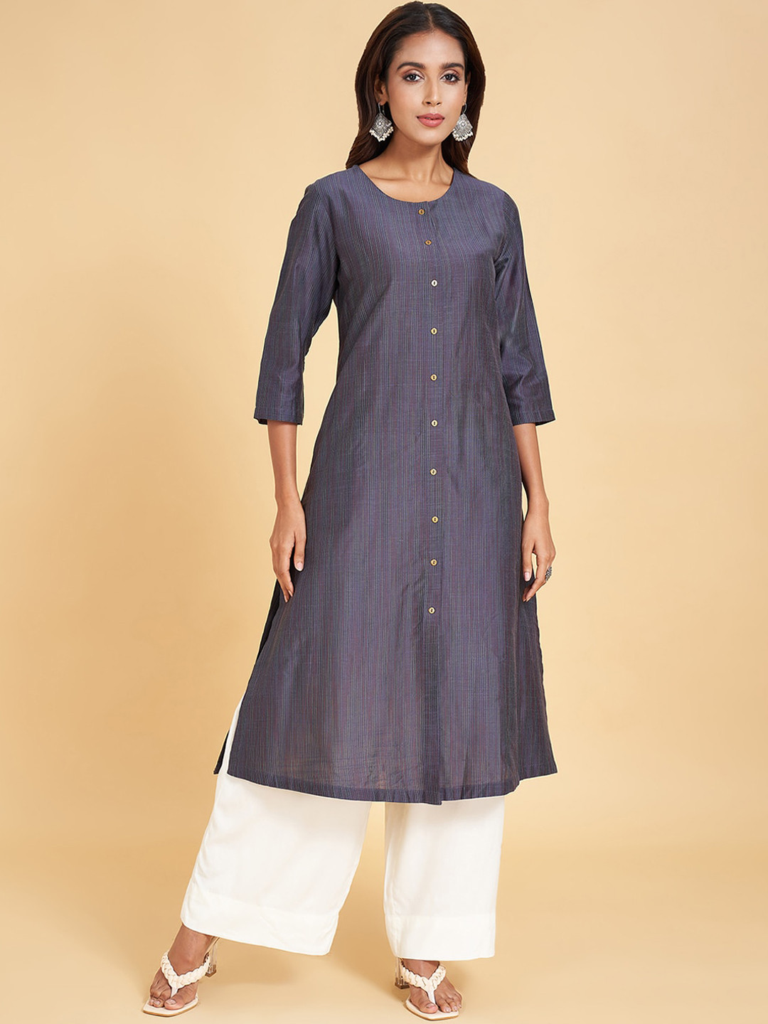 RANGMANCH BY PANTALOONS Women Grey Keyhole Neck Thread Work Kurta