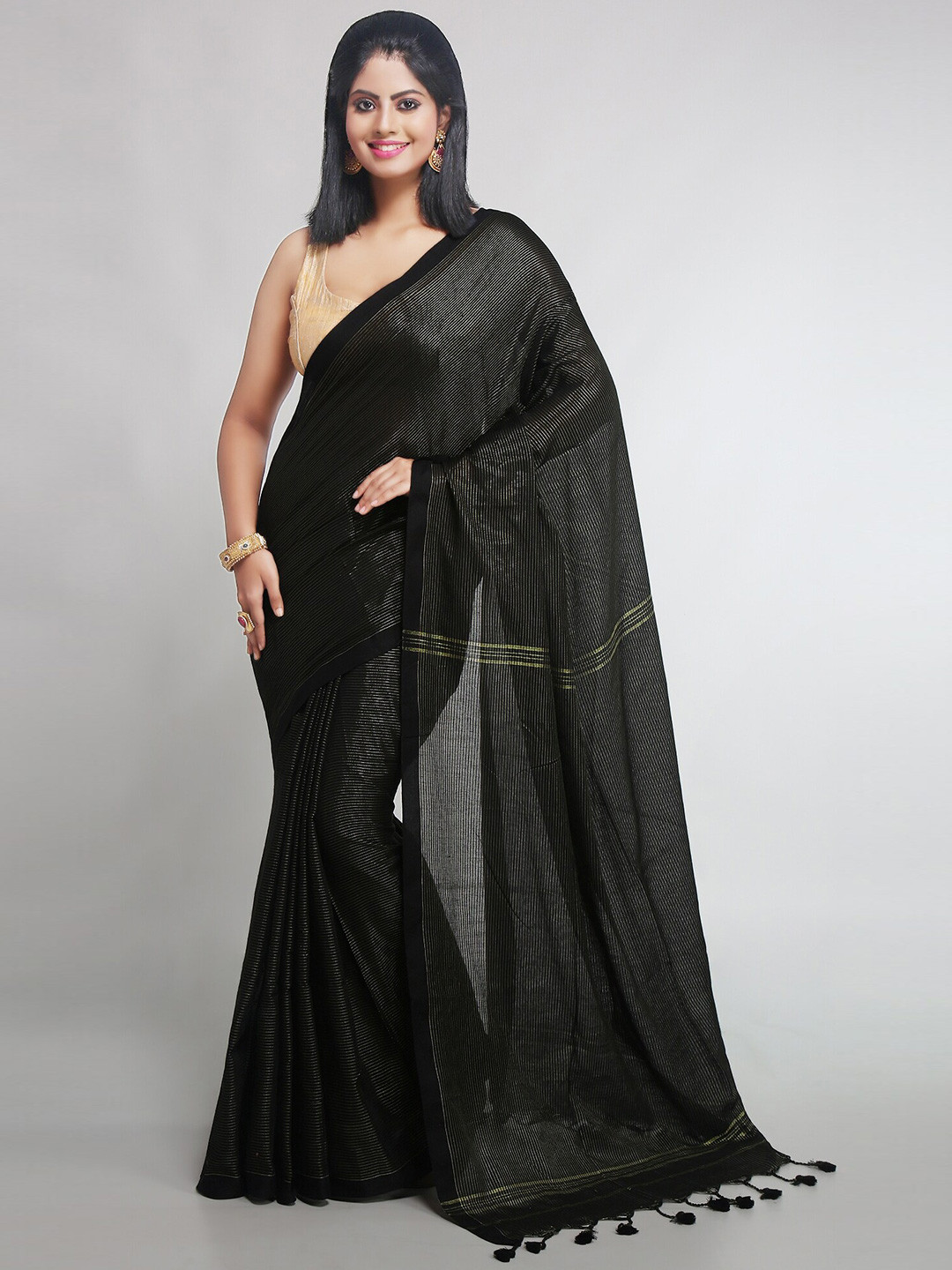 WoodenTant Striped Zari Saree