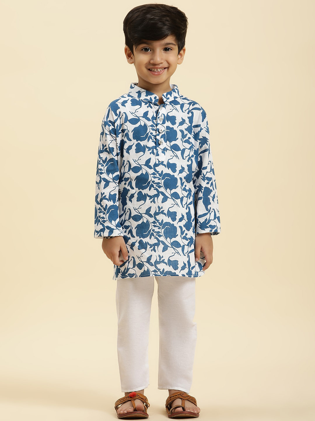 Stuffie Land Boys Floral Printed Regular Pure Cotton Kurta with Pyjamas
