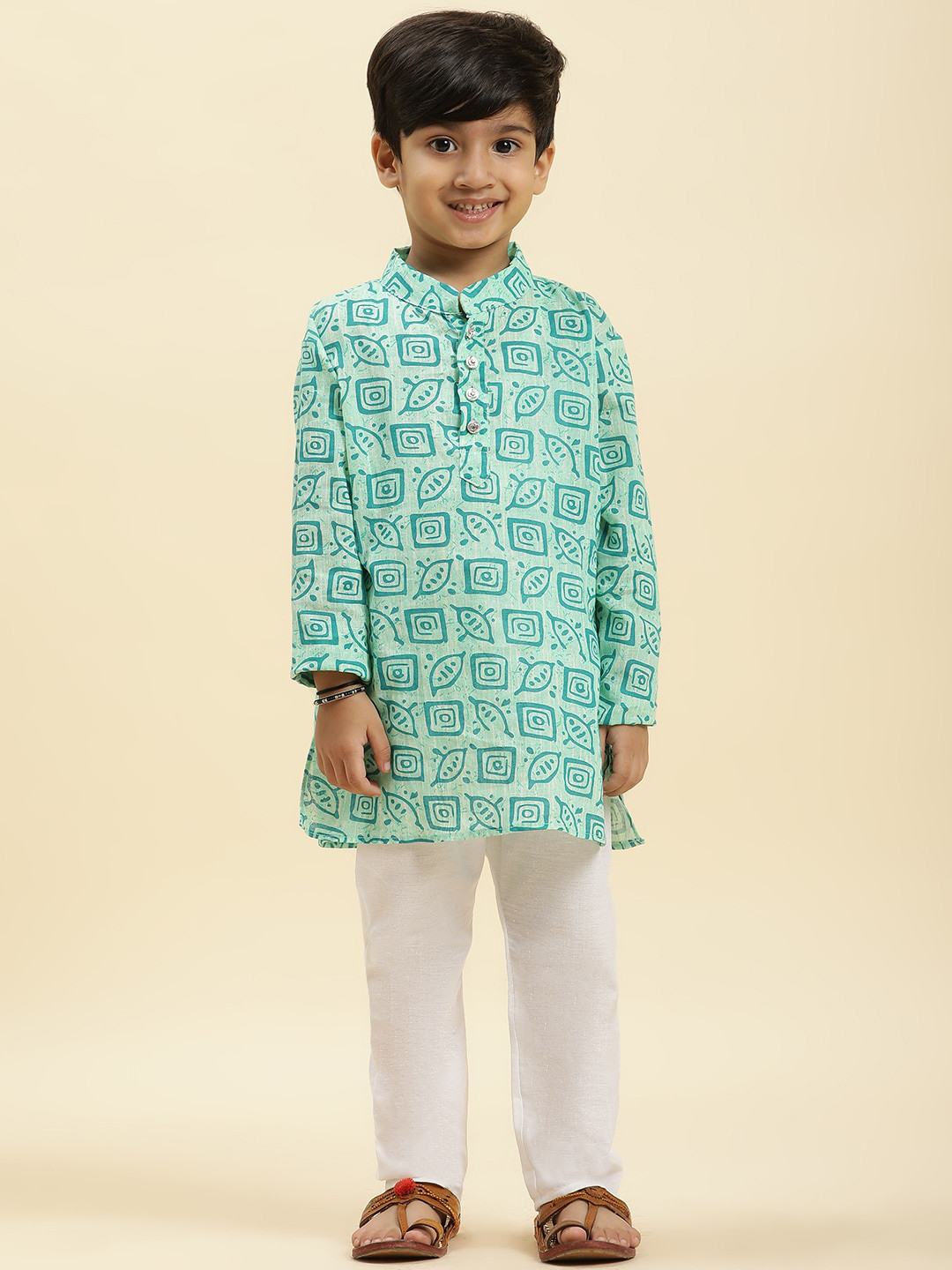 Stuffie Land Boys Geometric Printed Pure Cotton Kurta with Pyjamas