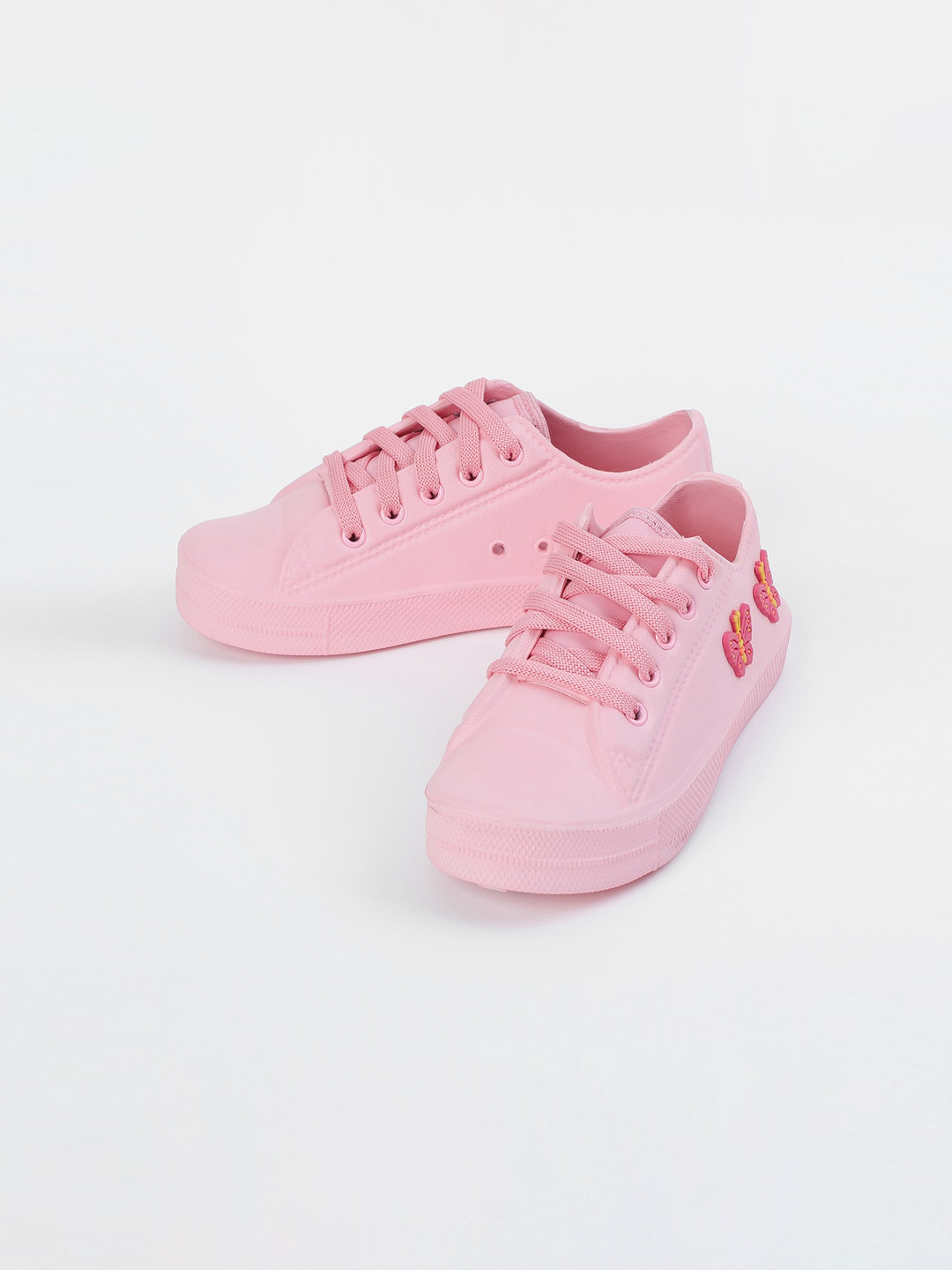 max Girls Butterfly Applique Comfort Insole Basics Sneakers