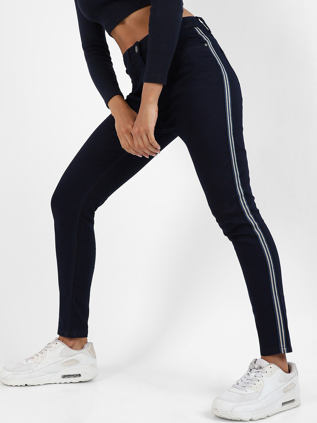 Campus Sutra Smart Slim Fit Mid-Rise Dark Shade Stretchable Cotton Jeans