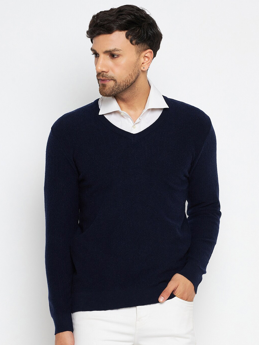 Duke V-Neck Acrylic Pullover