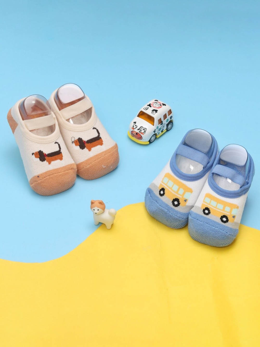 Yellow Bee Boys Pack of 2 Bus & Dog Printed Cotton Anti-Skid Socks