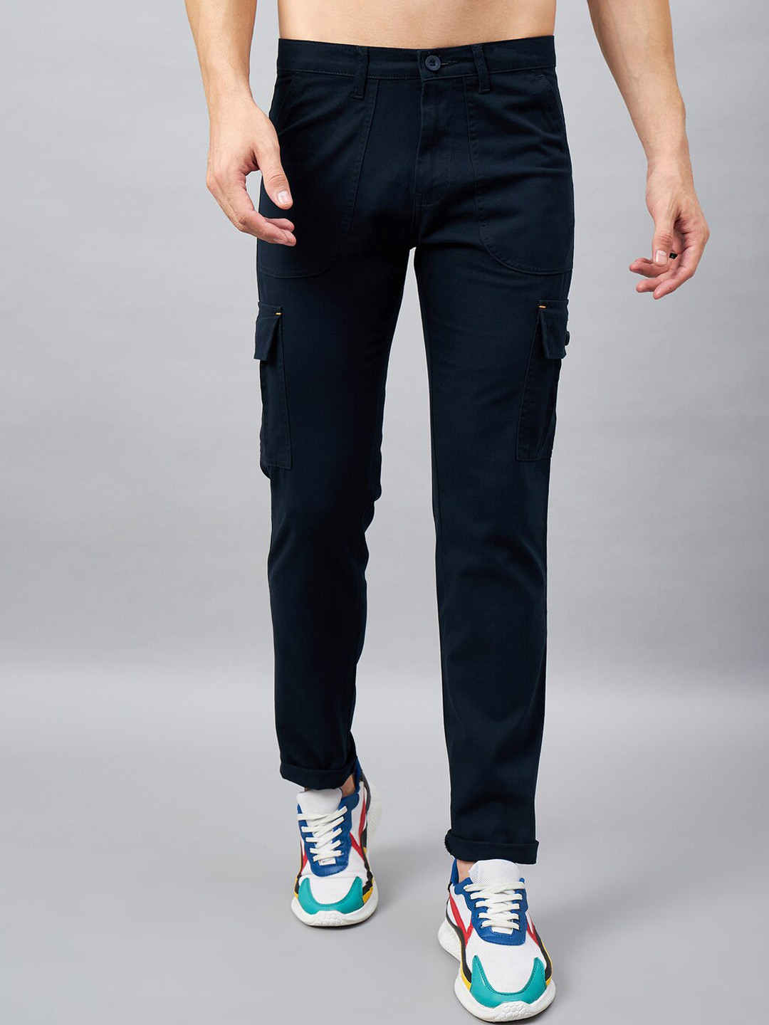 STUDIO NEXX Men Relaxed Straight Leg Straight Fit Cargos Trousers