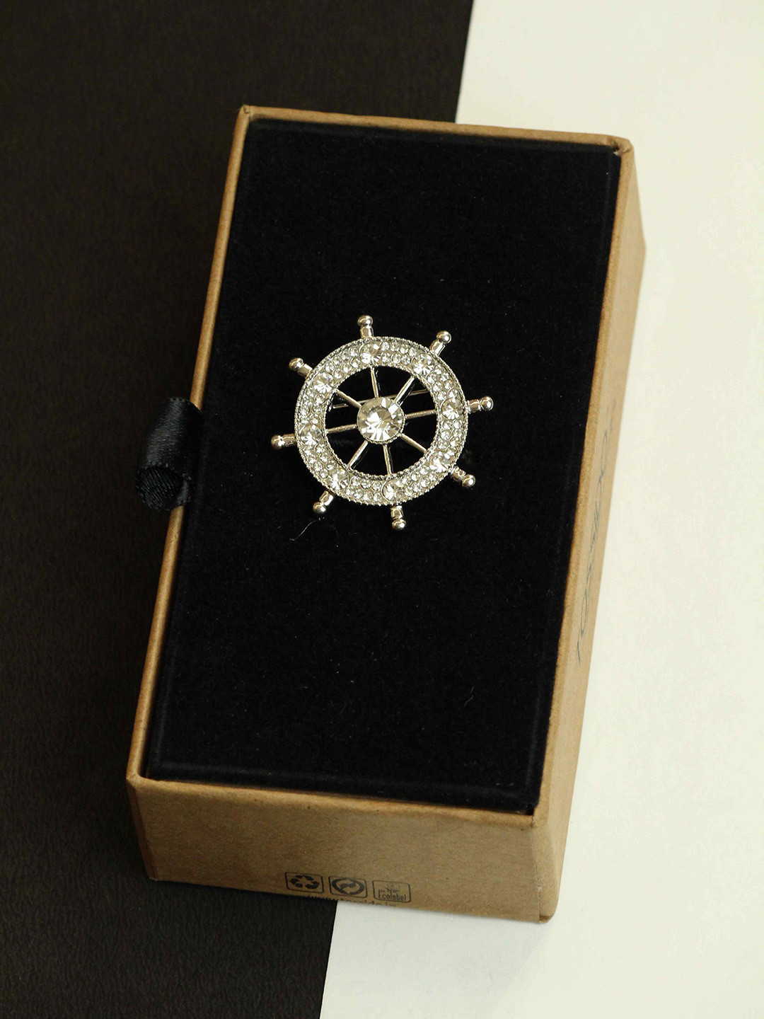 Tossido Silver Helm Brooch