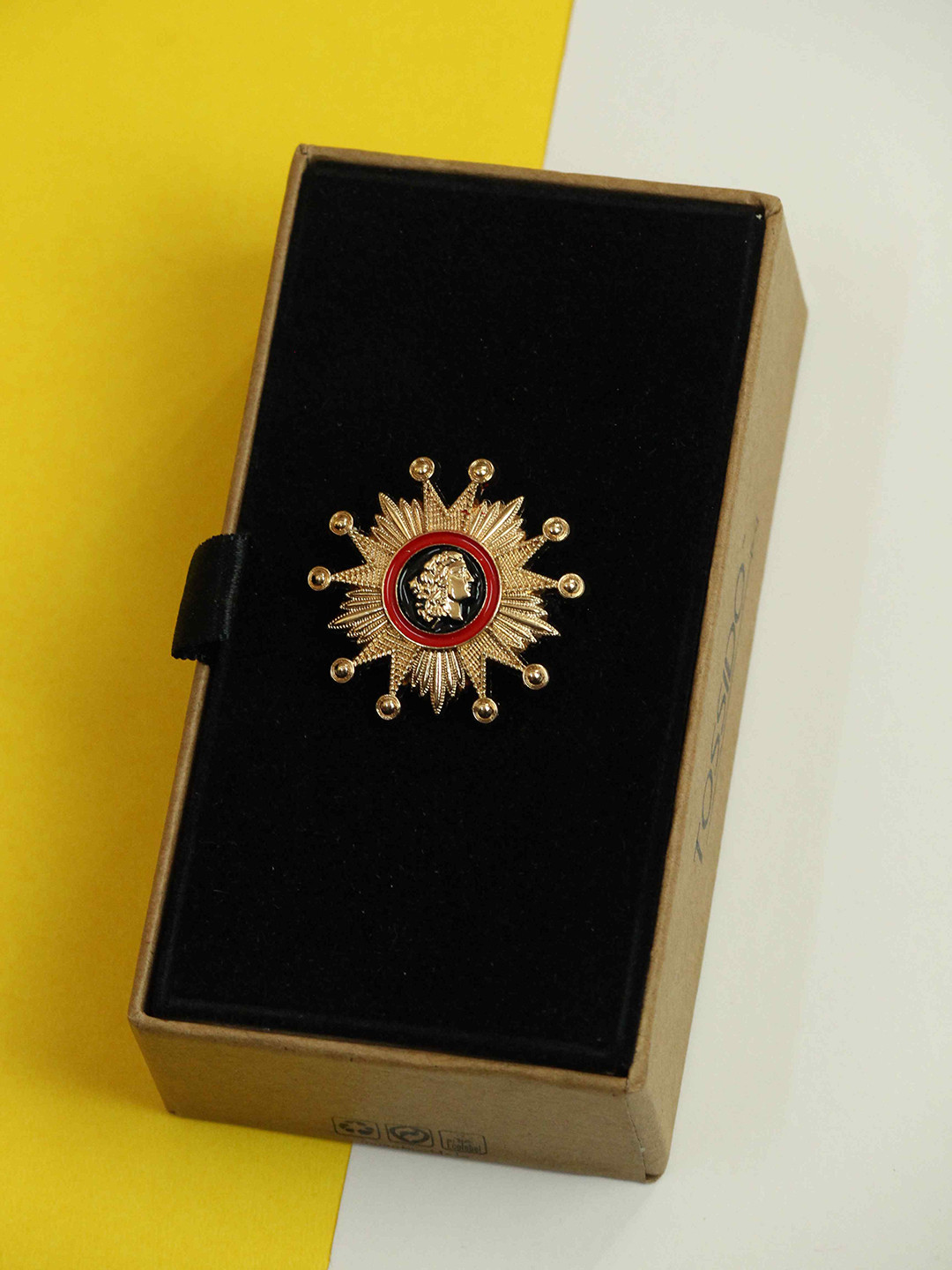 Tossido Gold Zeus Brooch