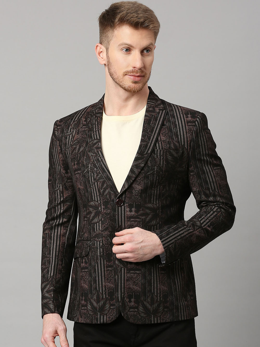 ESSAS club Abstract Printed Single-Breasted Slim-Fit Blazer