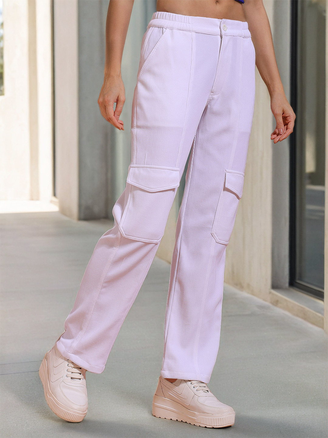 Freehand by The Indian Garage Co Women Tapered Fit Mid-Rise Flat Front Plain Trousers