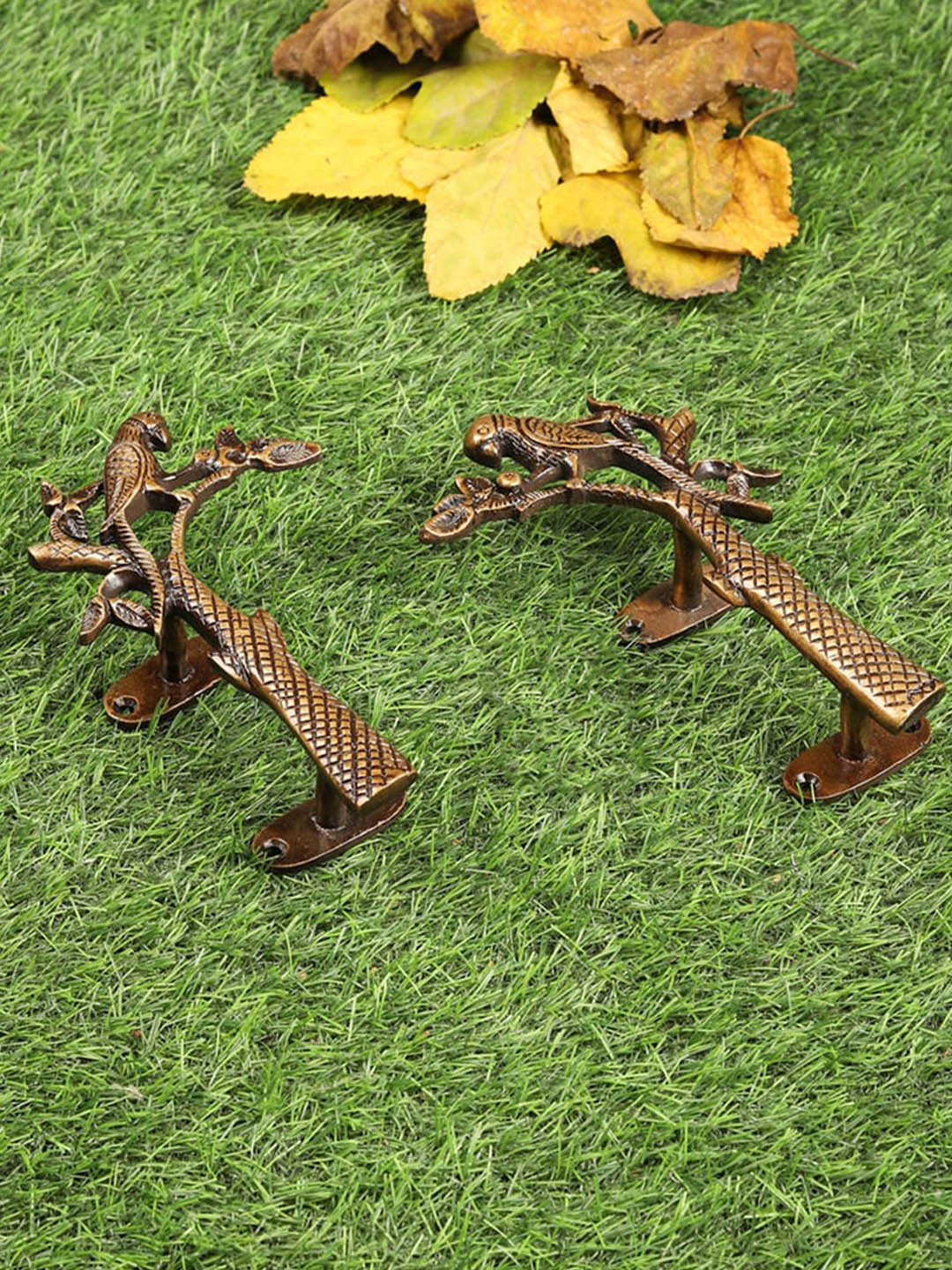 Two Moustaches Metallic-toned 2 Pieces Parrot On Tree Design Brass Door Handles