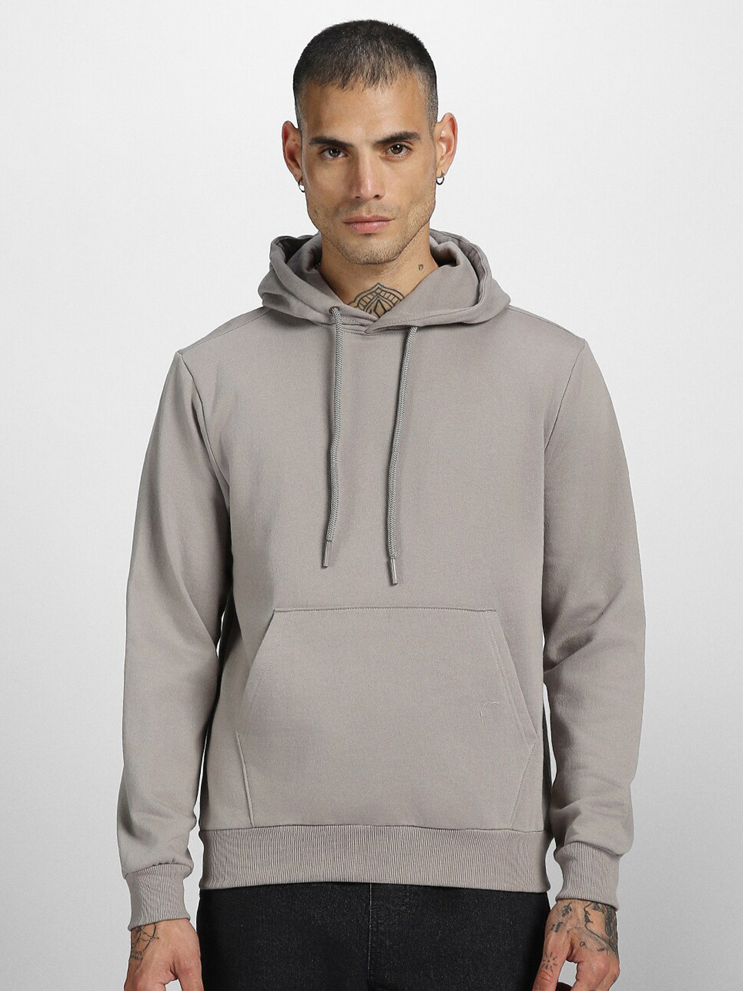 VEIRDO Men Grey Soild Cotton Fleece Regular Fit Hooded Pullover Sweatshirt