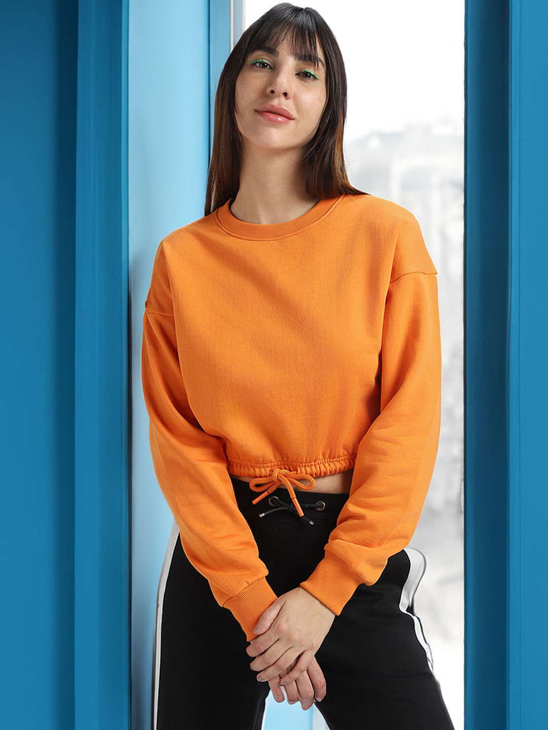 JUNEBERRY Women Orange Solid Cotton Fleece Regular Fit Crew Neck Crop Pullover Sweatshirt