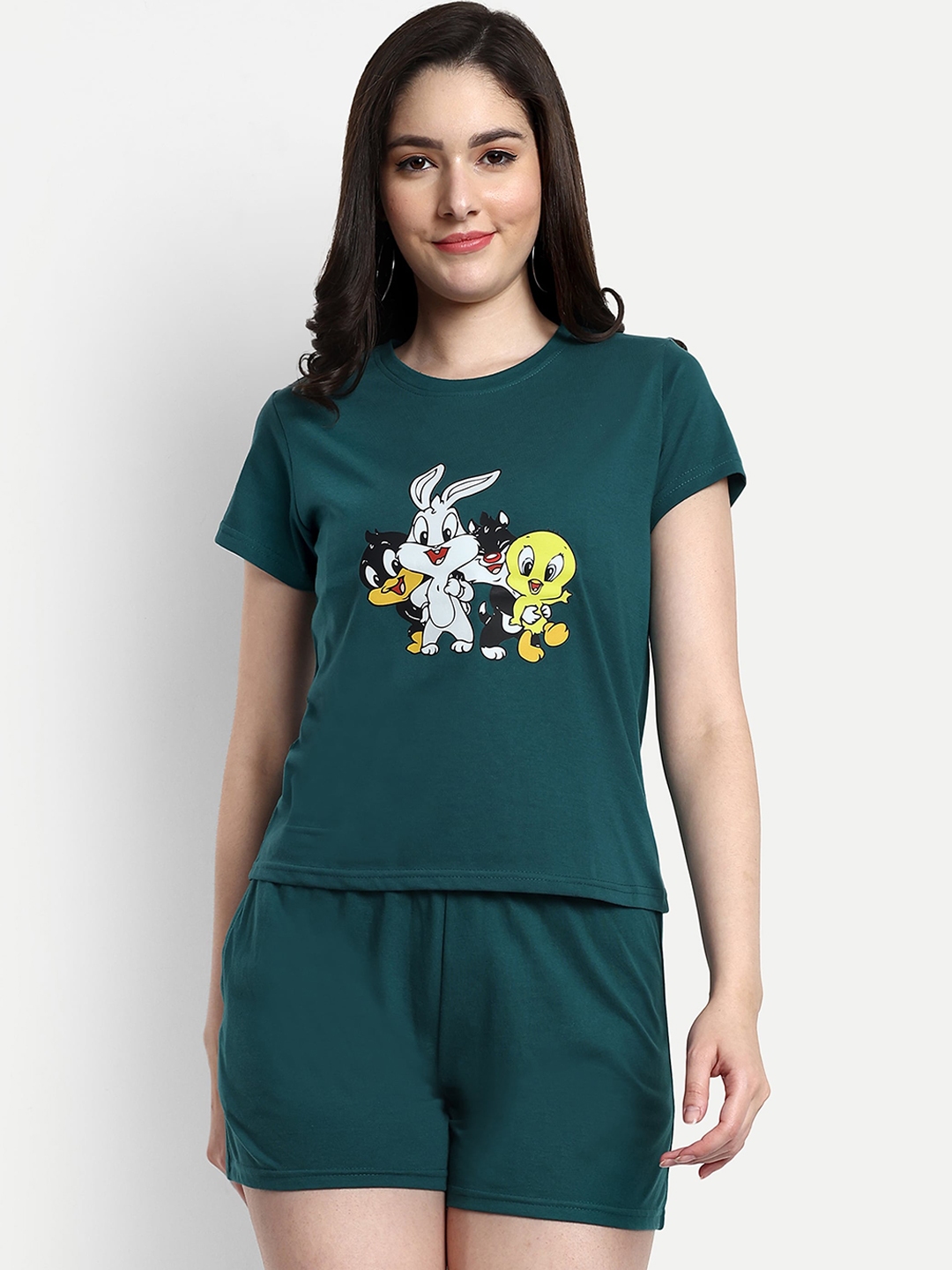 T shirt with shorts discount
