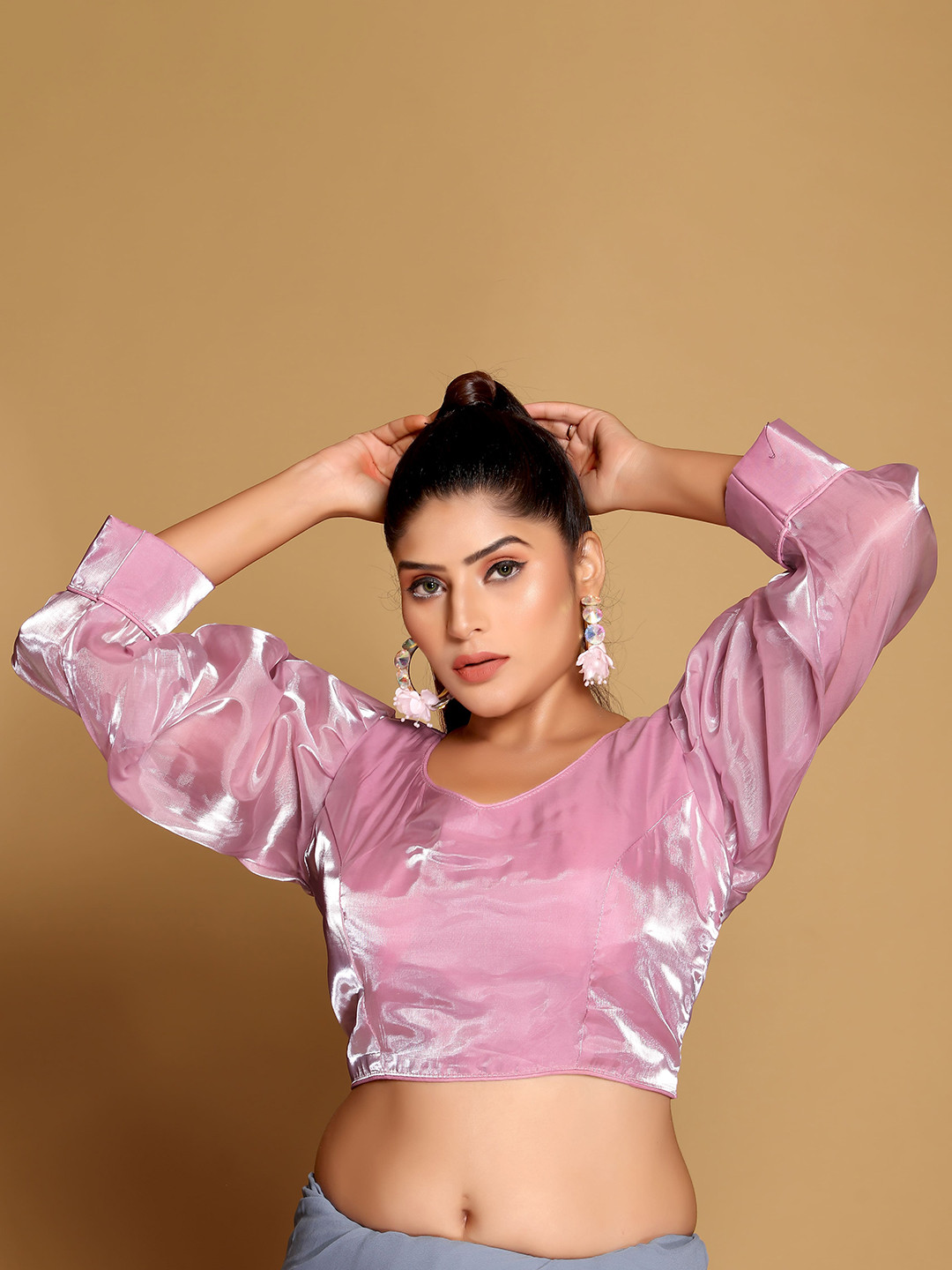 SCUBE DESIGNS V-Neck Puff Sleeve Organza Saree Blouse