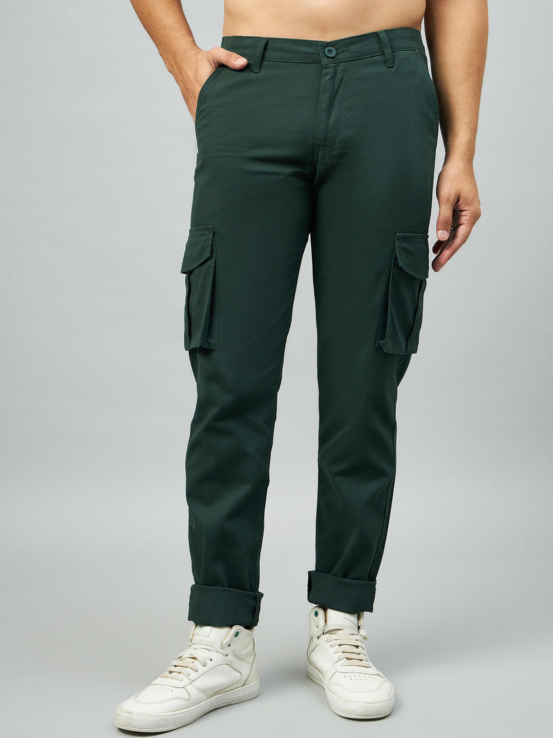 STUDIO NEXX Men Relaxed Straight Leg Straight Fit Mid-Rise Pure Cotton Cargo Trouser