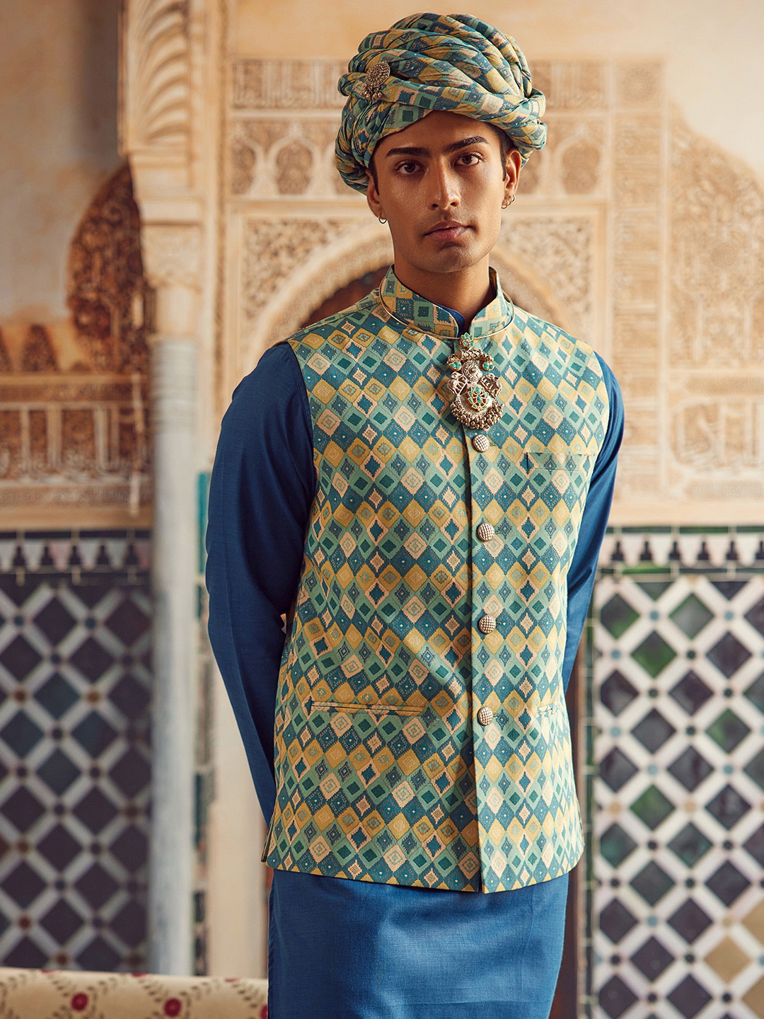 KISAH Woven Design Pure Cotton Nehru Jacket With Pocket Square