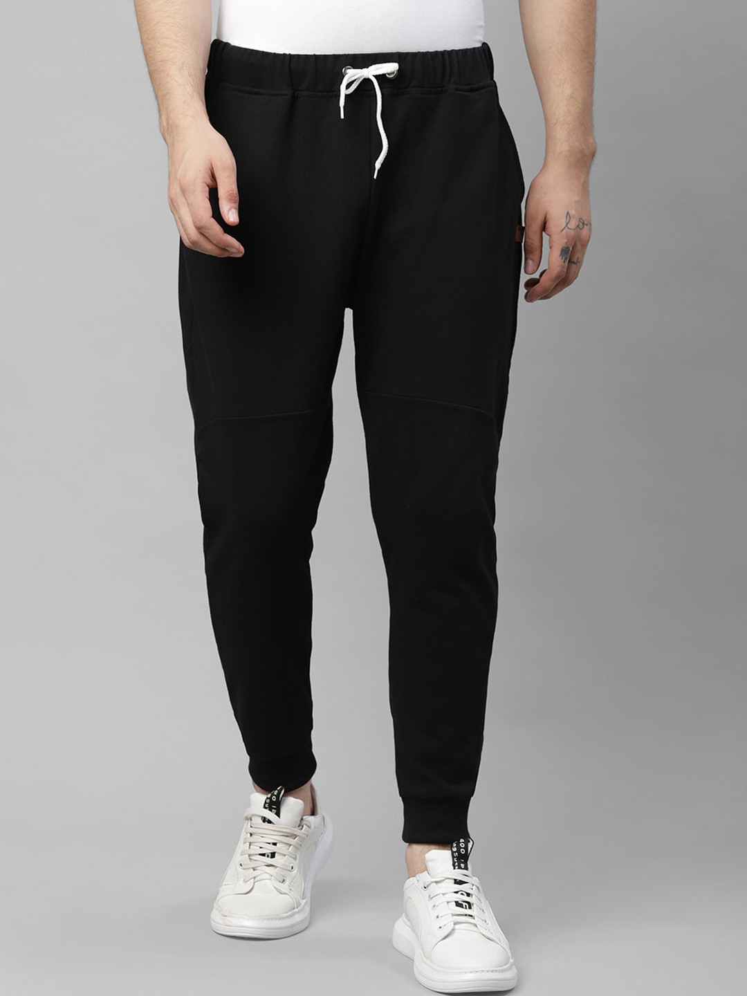 Rigo Men Cut and Sew Detail Cargo Joggers